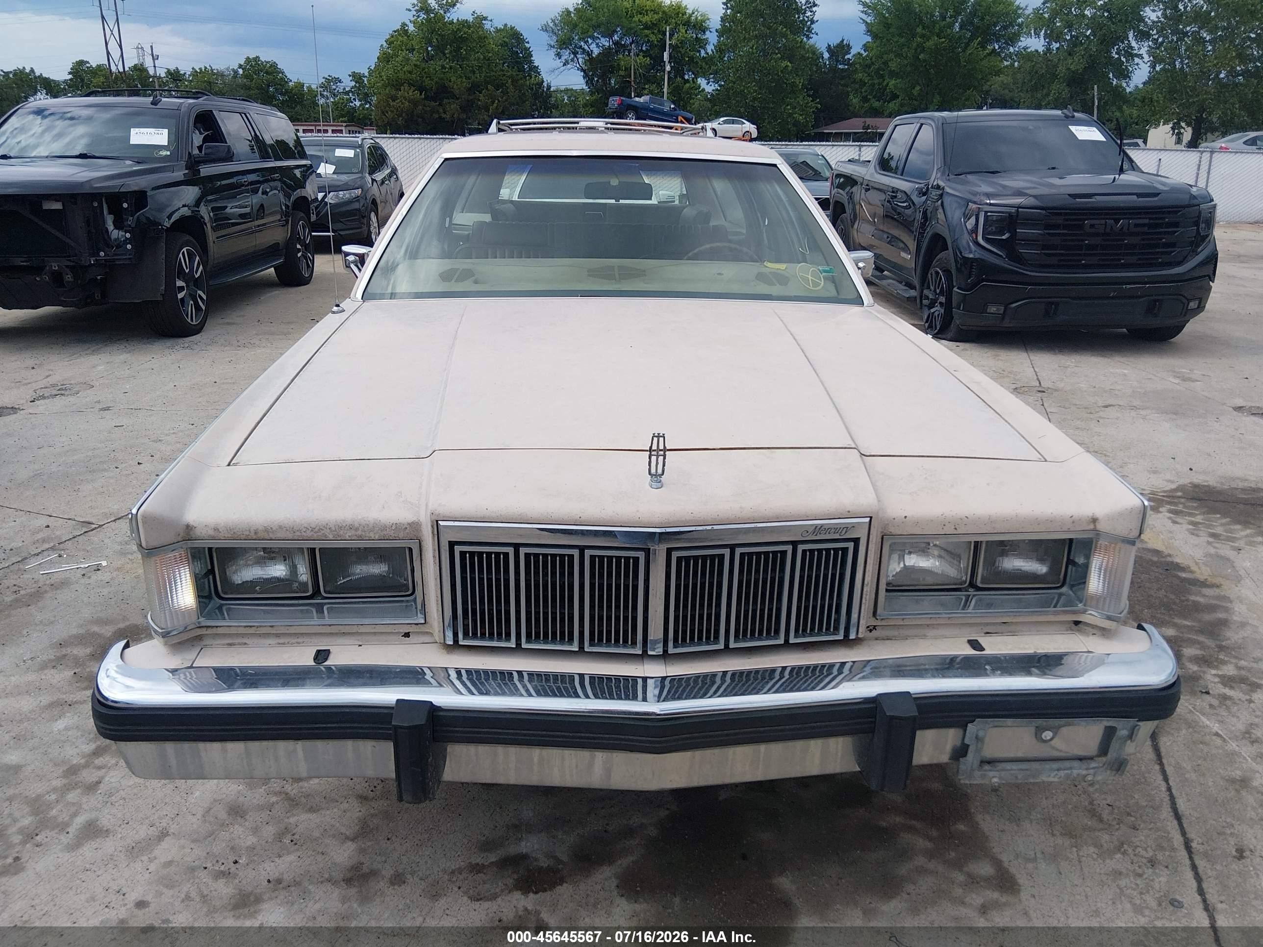 1982 Mercury Marquis Colony Park Cream vin: 1MEBP88F1CZ663510