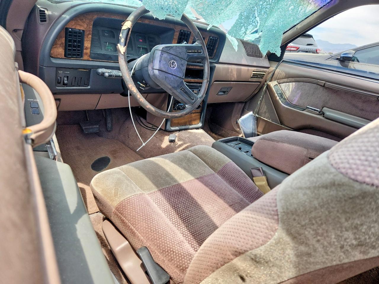 1986 Mercury Cougar Tan vin: 1MEBP92F3GH728237