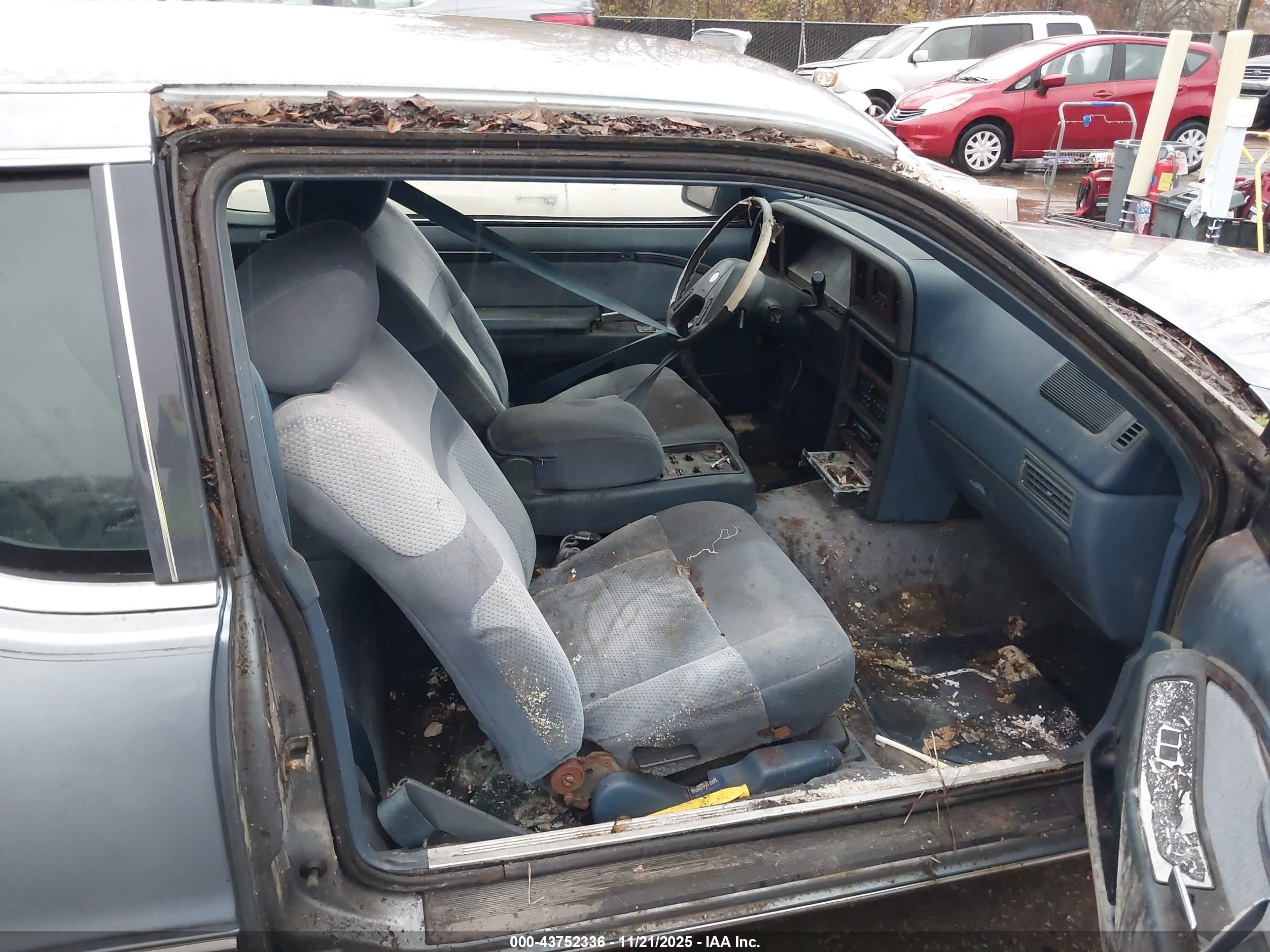 1986 Mercury Cougar   Blue vin: 1MEBP92F9GH706436