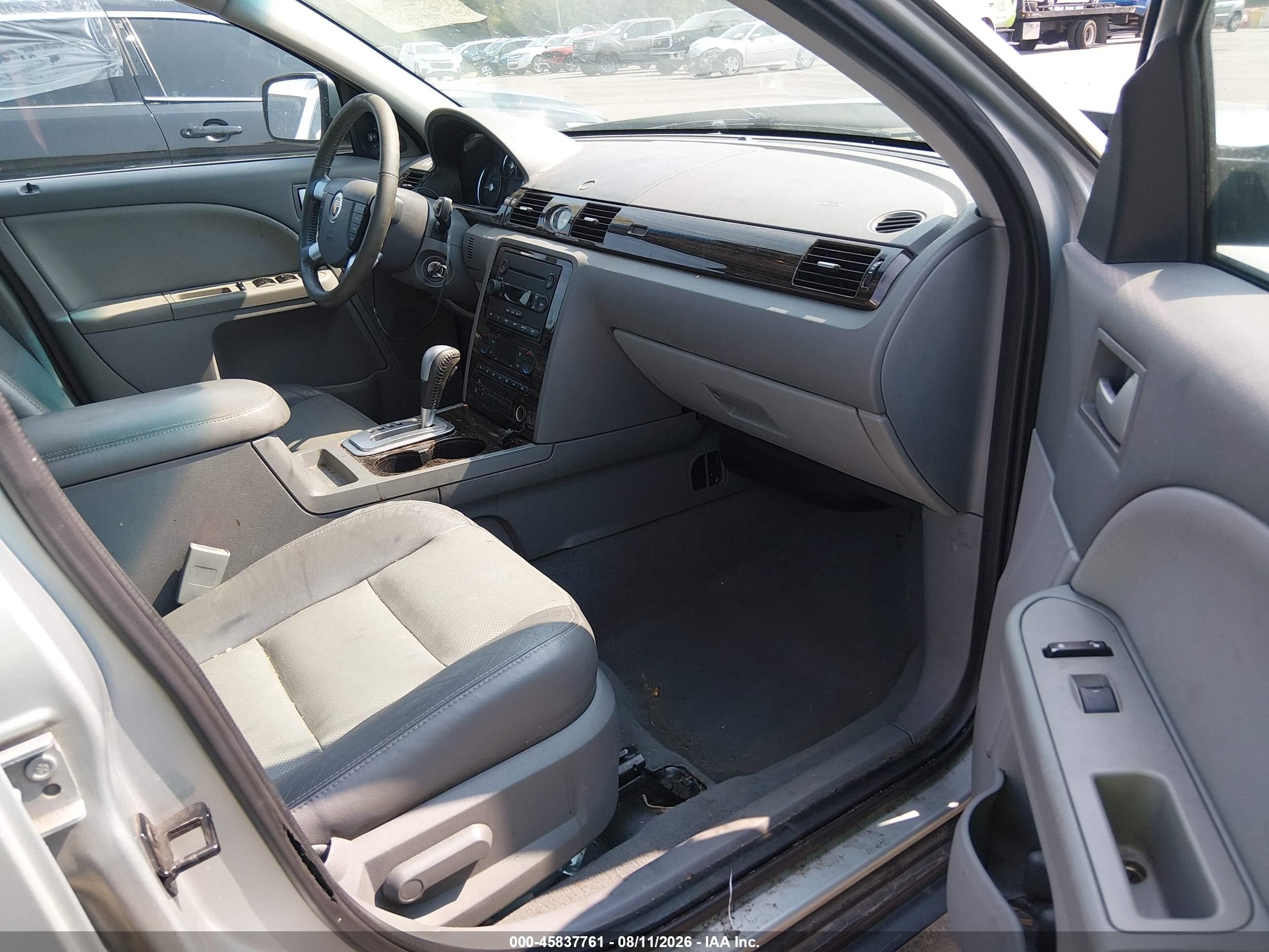 2006 Mercury Montego Luxury Silver vin: 1MEFM40146G603904