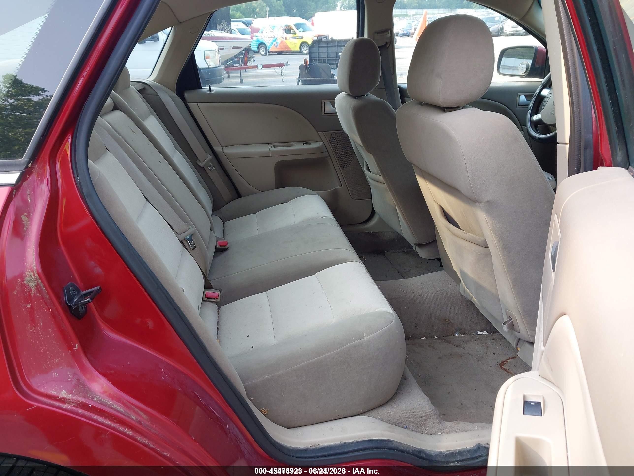 2006 Mercury Montego Luxury Красный vin: 1MEFM40166G602396