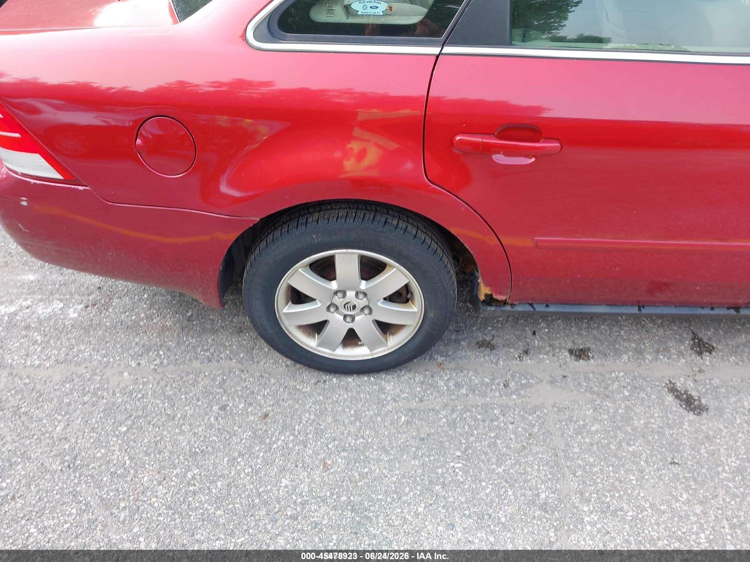 2006 Mercury Montego Luxury Красный vin: 1MEFM40166G602396