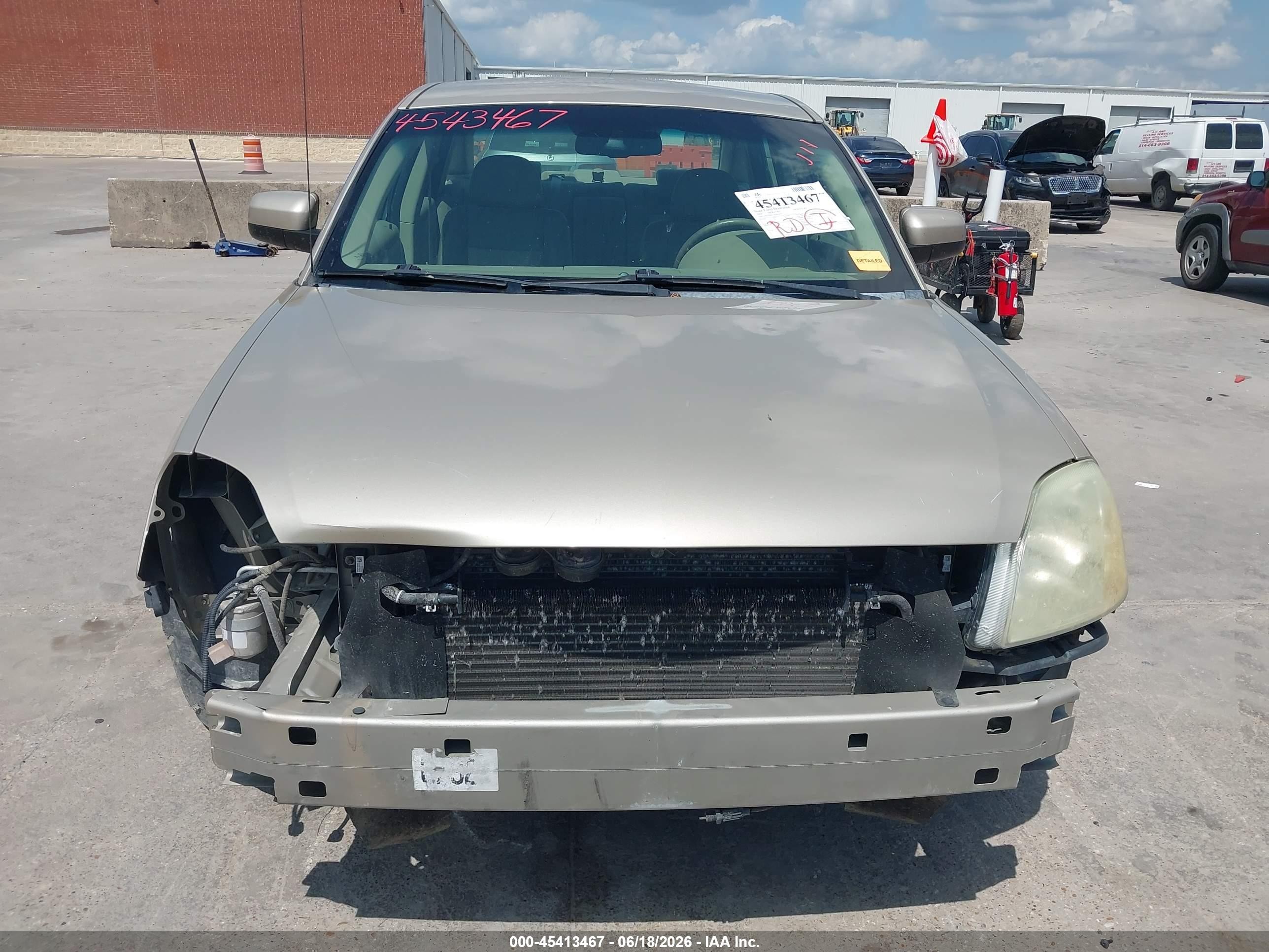 2006 Mercury Montego Luxury Золотой vin: 1MEFM40176G615433