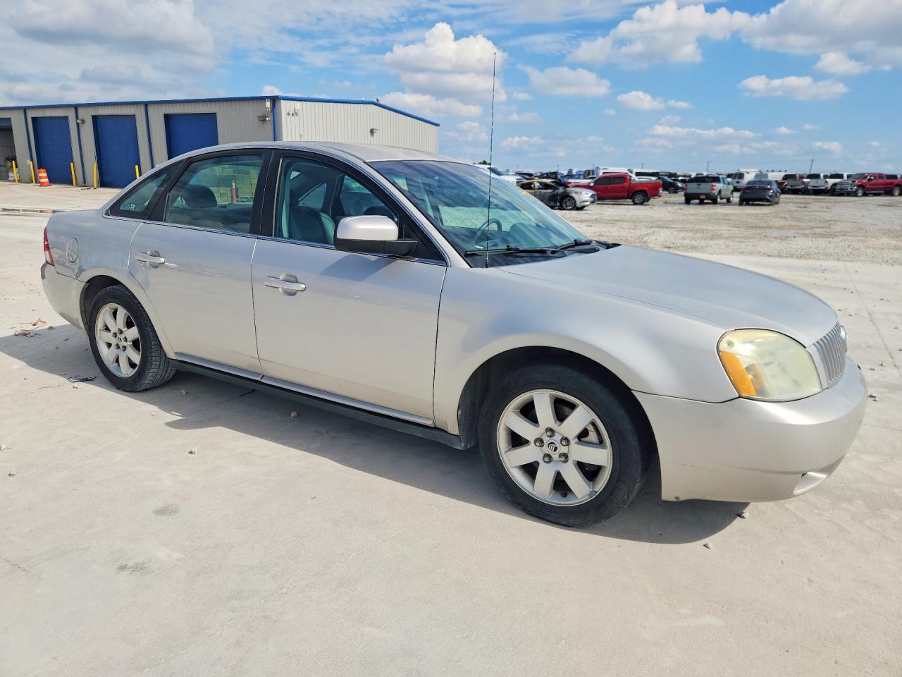 2007 Mercury Montego Luxury Silver vin: 1MEFM40197G603477