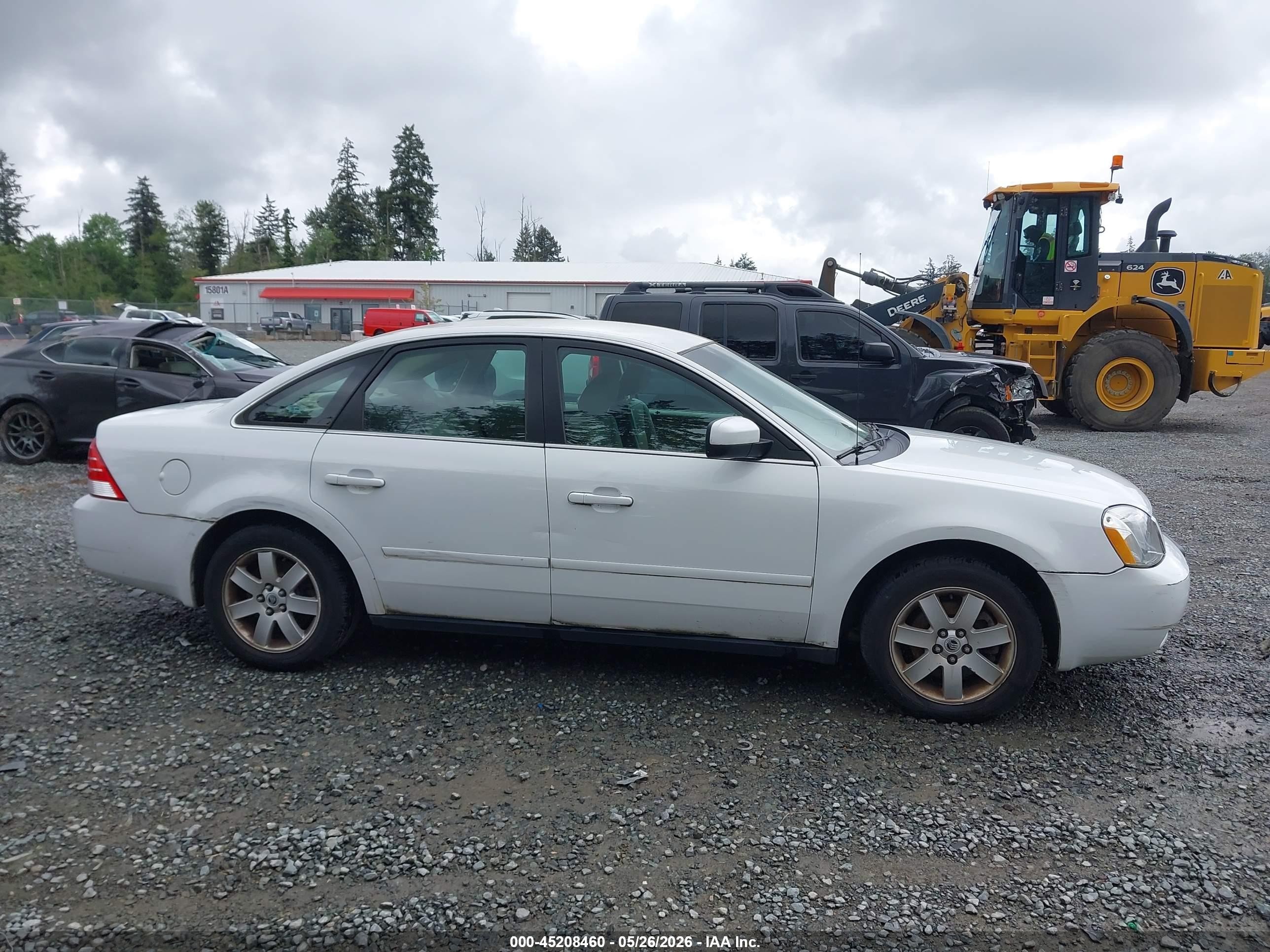 2006 Mercury Montego Luxury White vin: 1MEFM41116G607827