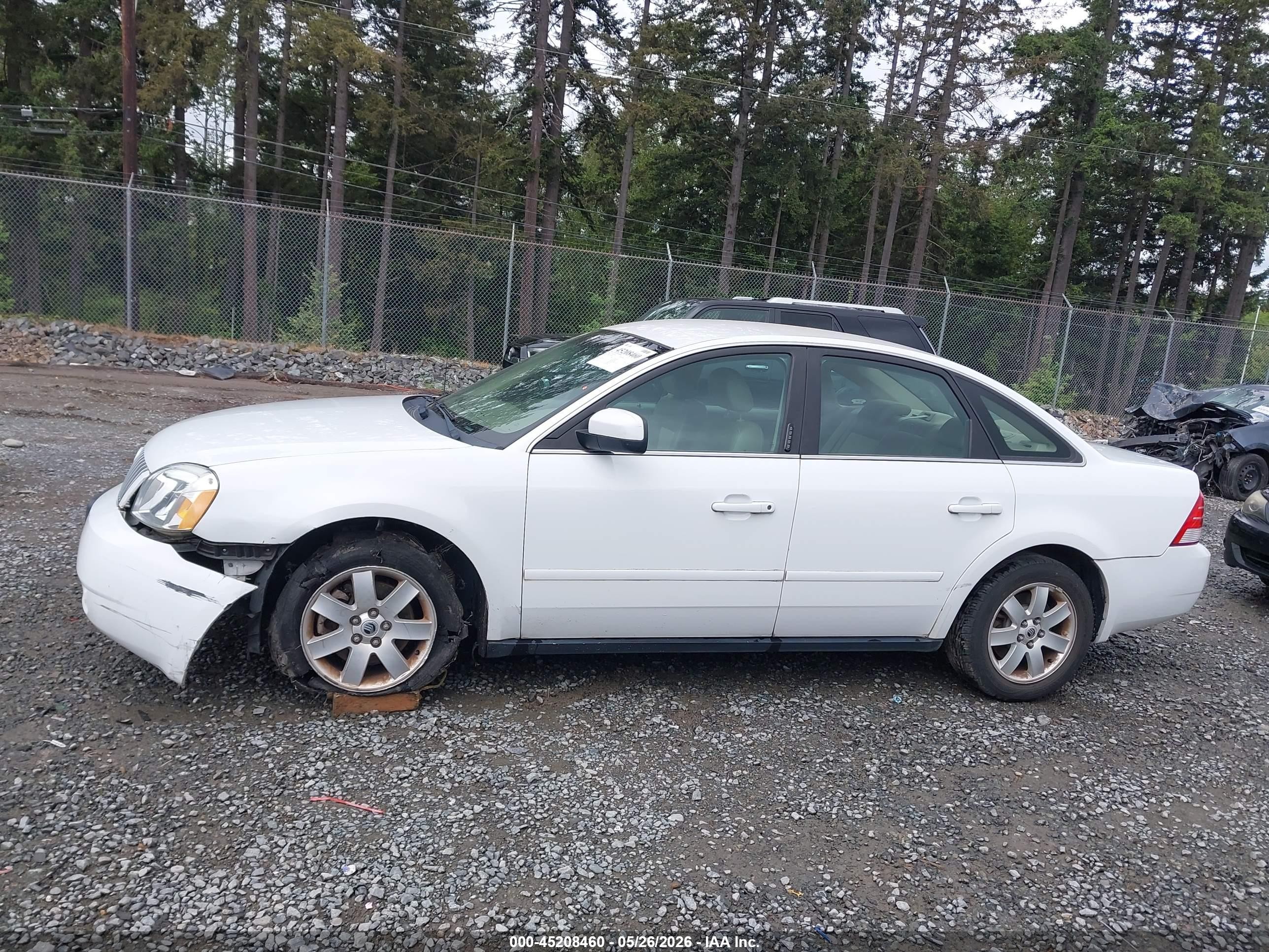 2006 Mercury Montego Luxury White vin: 1MEFM41116G607827