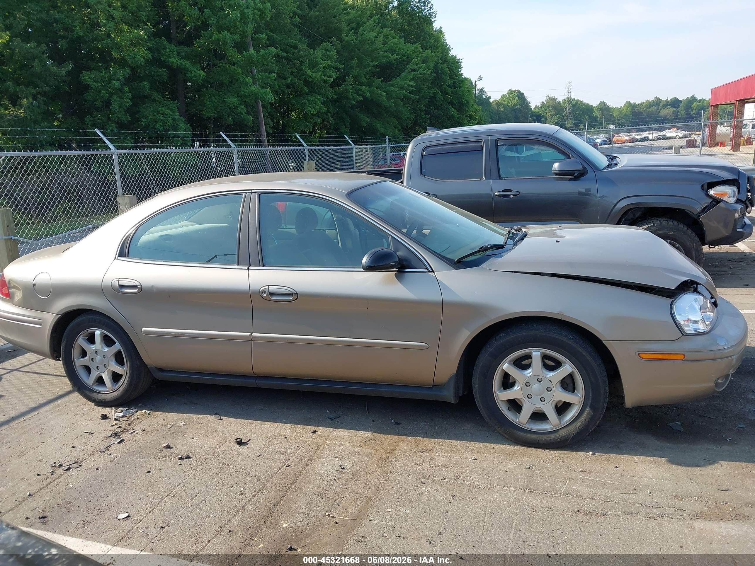 2003 Mercury Sable Gs Gold vin: 1MEFM50203A611558
