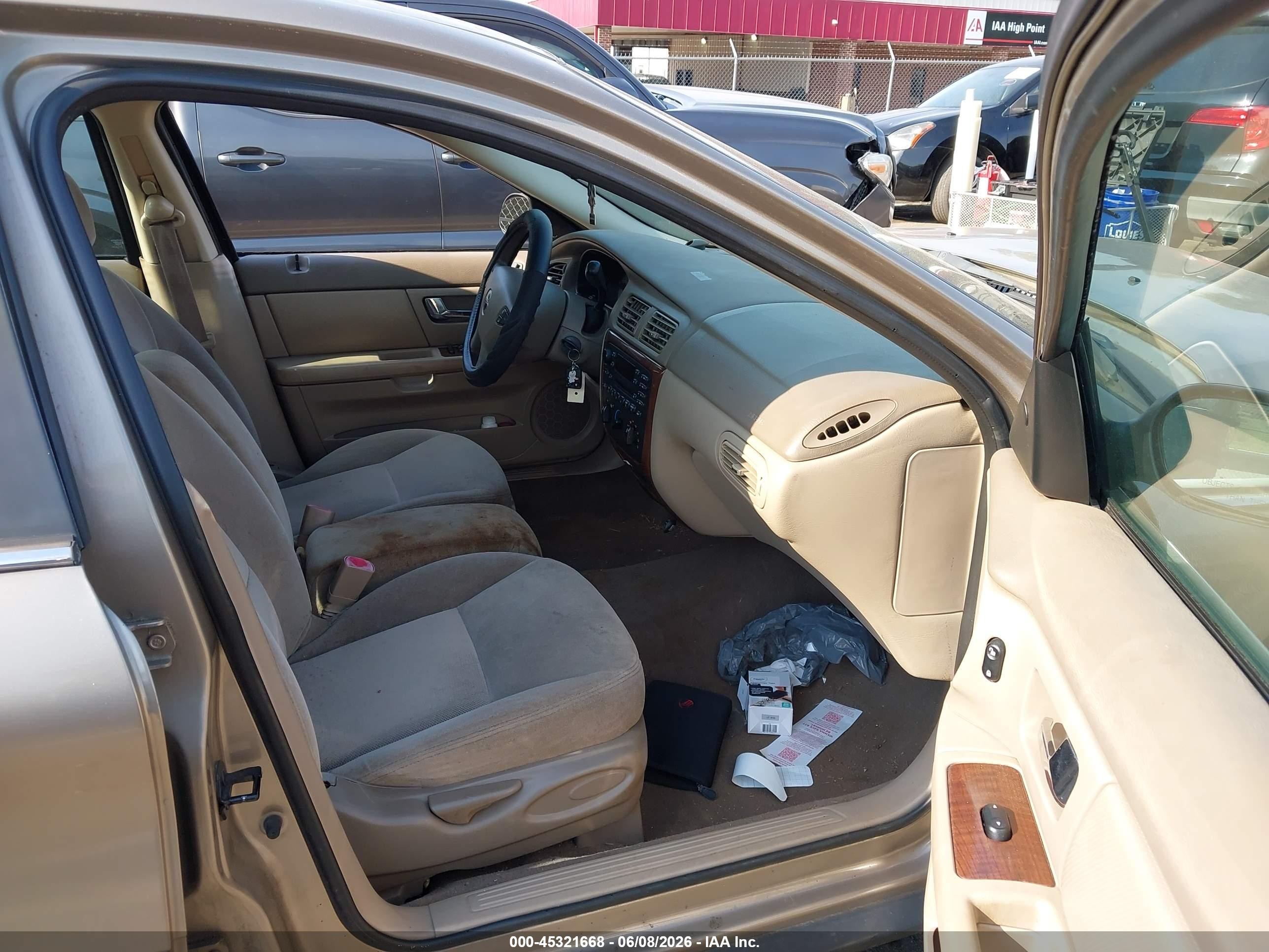 2003 Mercury Sable Gs Gold vin: 1MEFM50203A611558