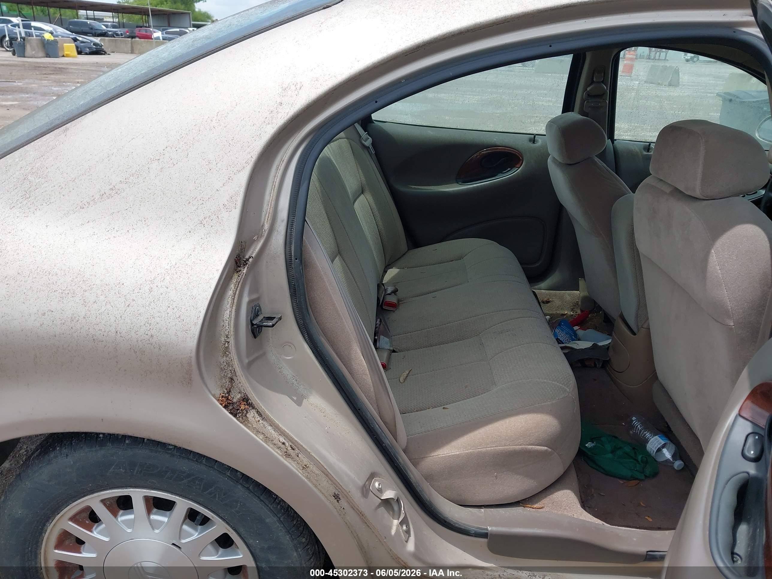 1999 Mercury Sable Gs Gold vin: 1MEFM50U1XA645063