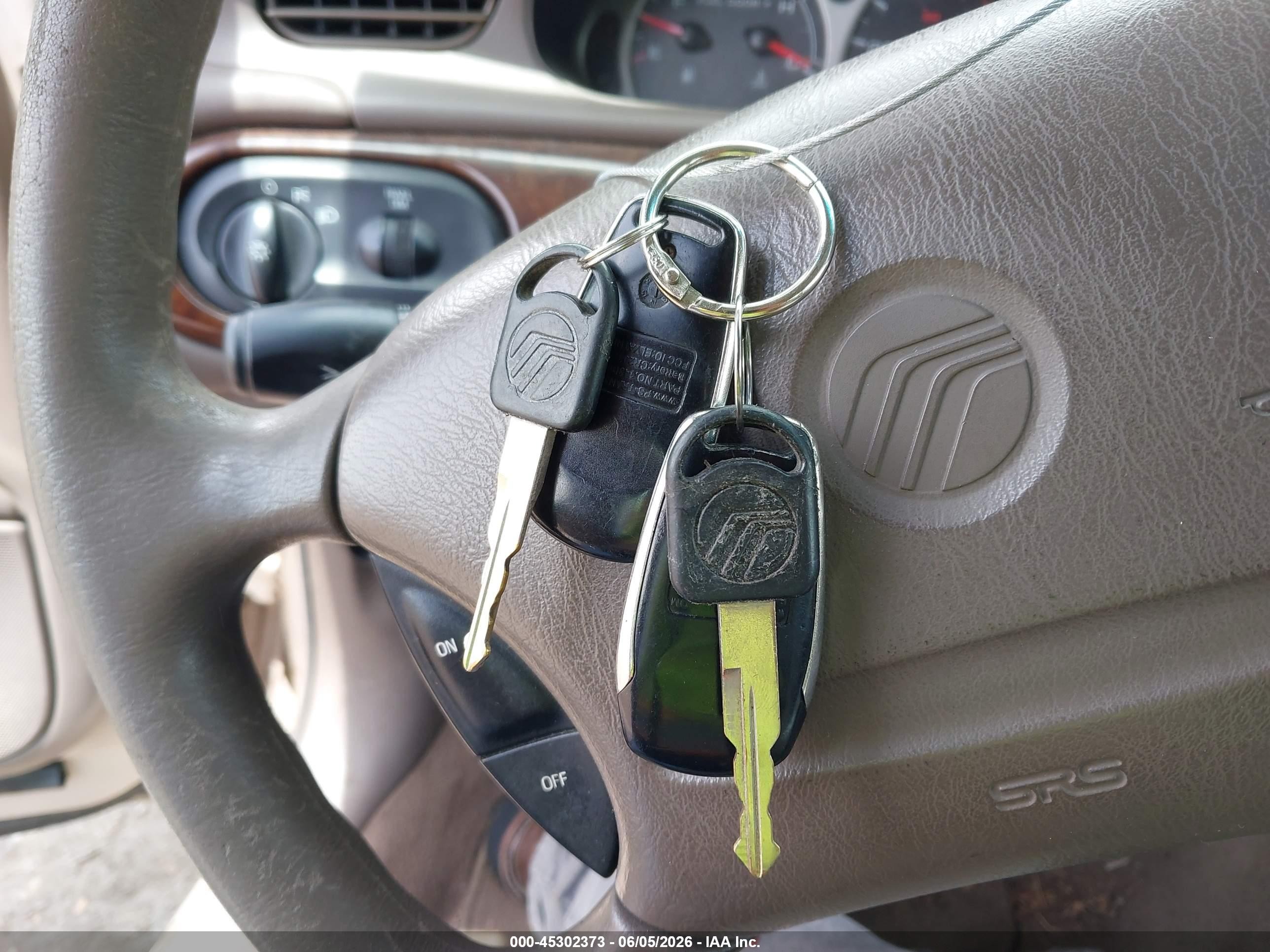 1999 Mercury Sable Gs Gold vin: 1MEFM50U1XA645063