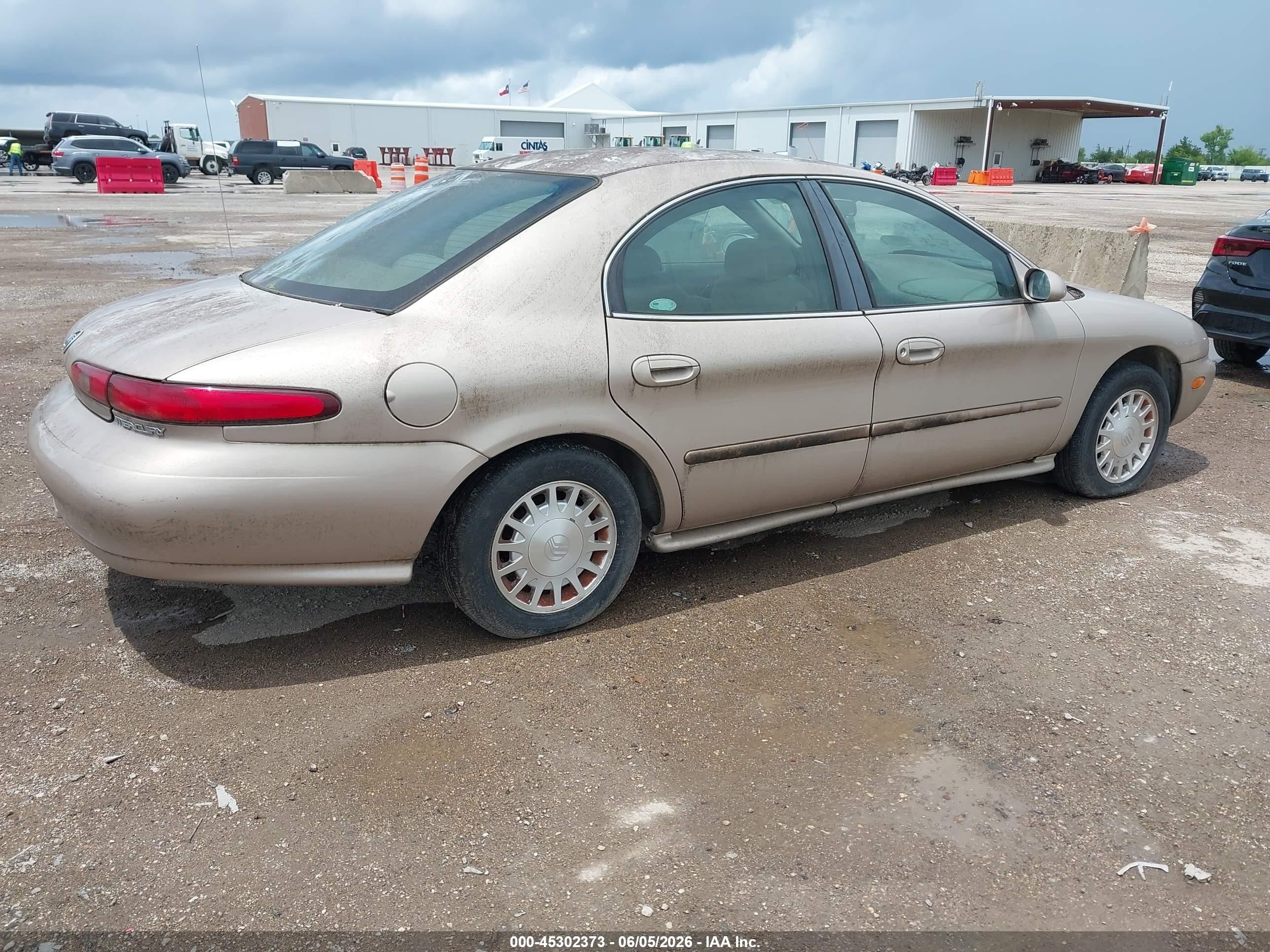 1999 Mercury Sable Gs Gold vin: 1MEFM50U1XA645063
