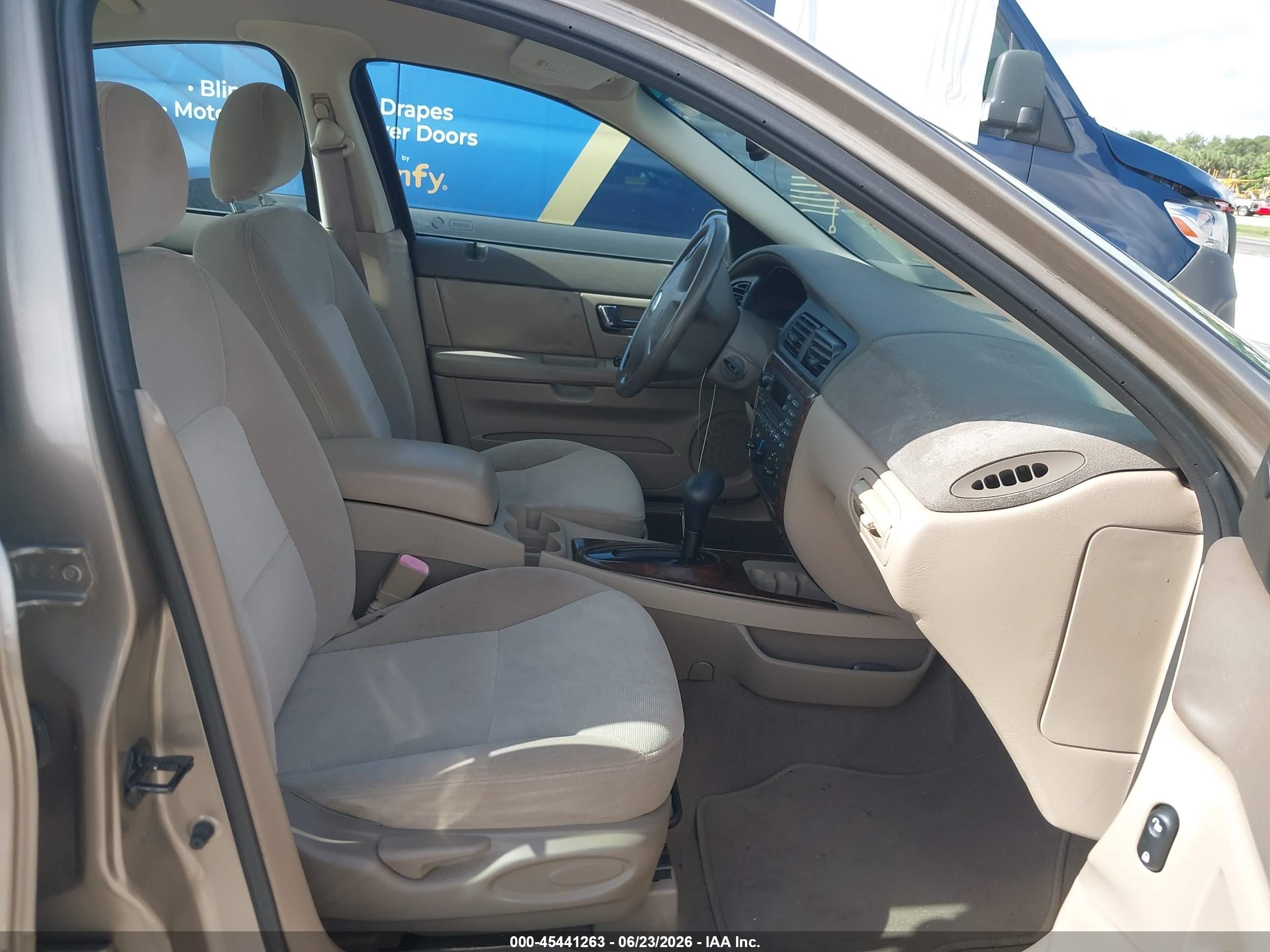 2002 Mercury Sable Gs Gold vin: 1MEFM50U22G644204