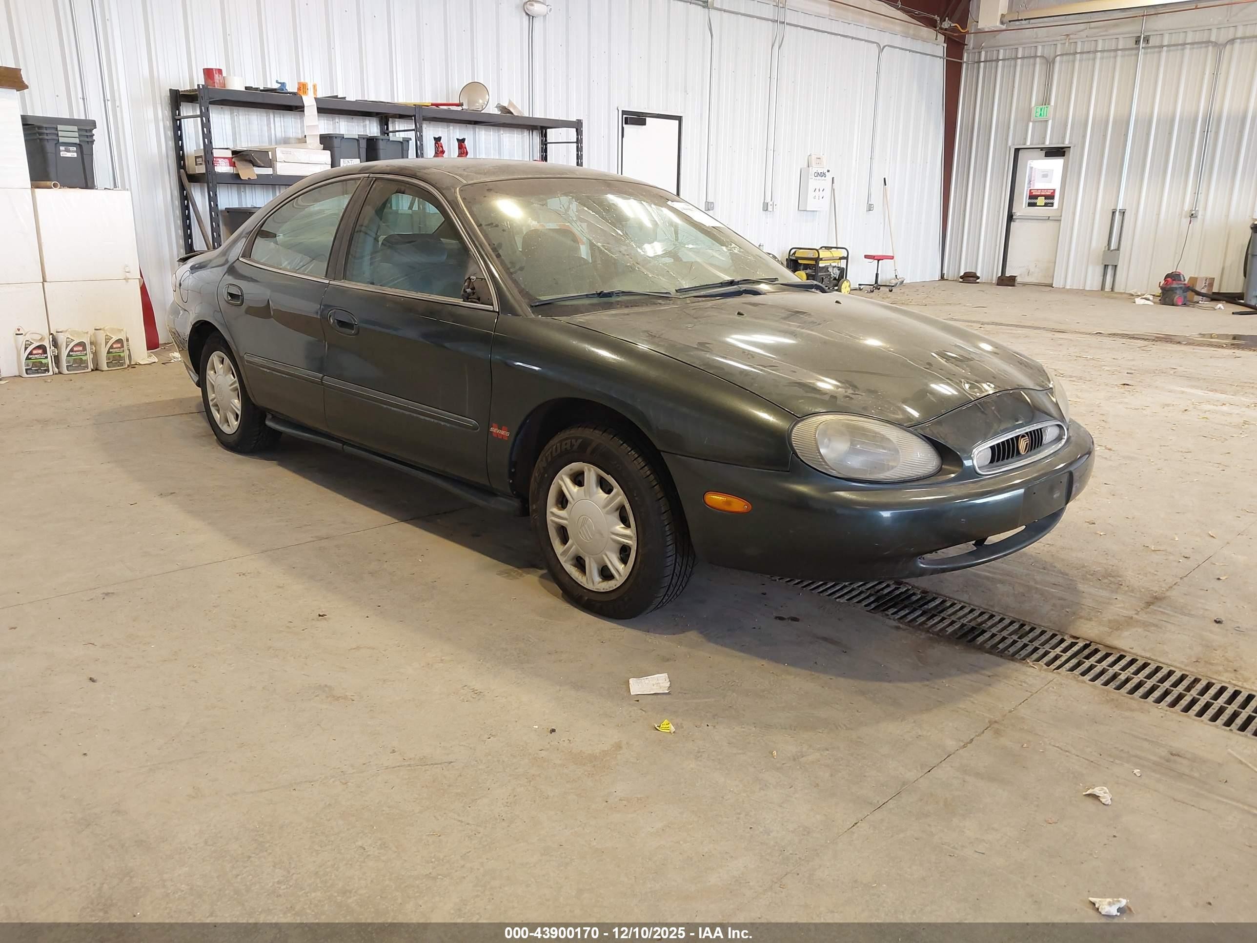 1998 Mercury Sable Gs/ls Green vin: 1MEFM50U2WA614242