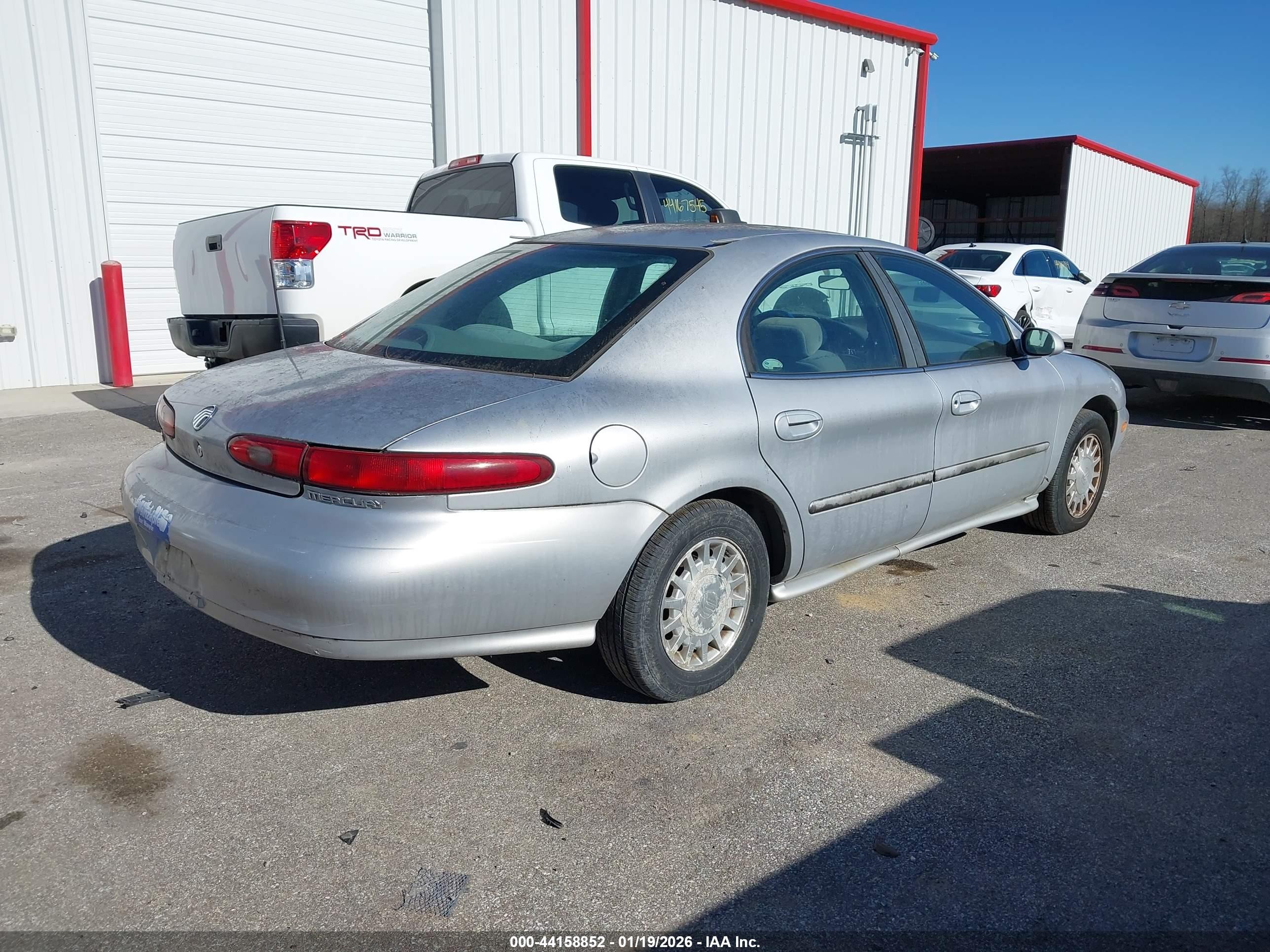 1999 Mercury Sable Gs Серебряный vin: 1MEFM50U4XA665985