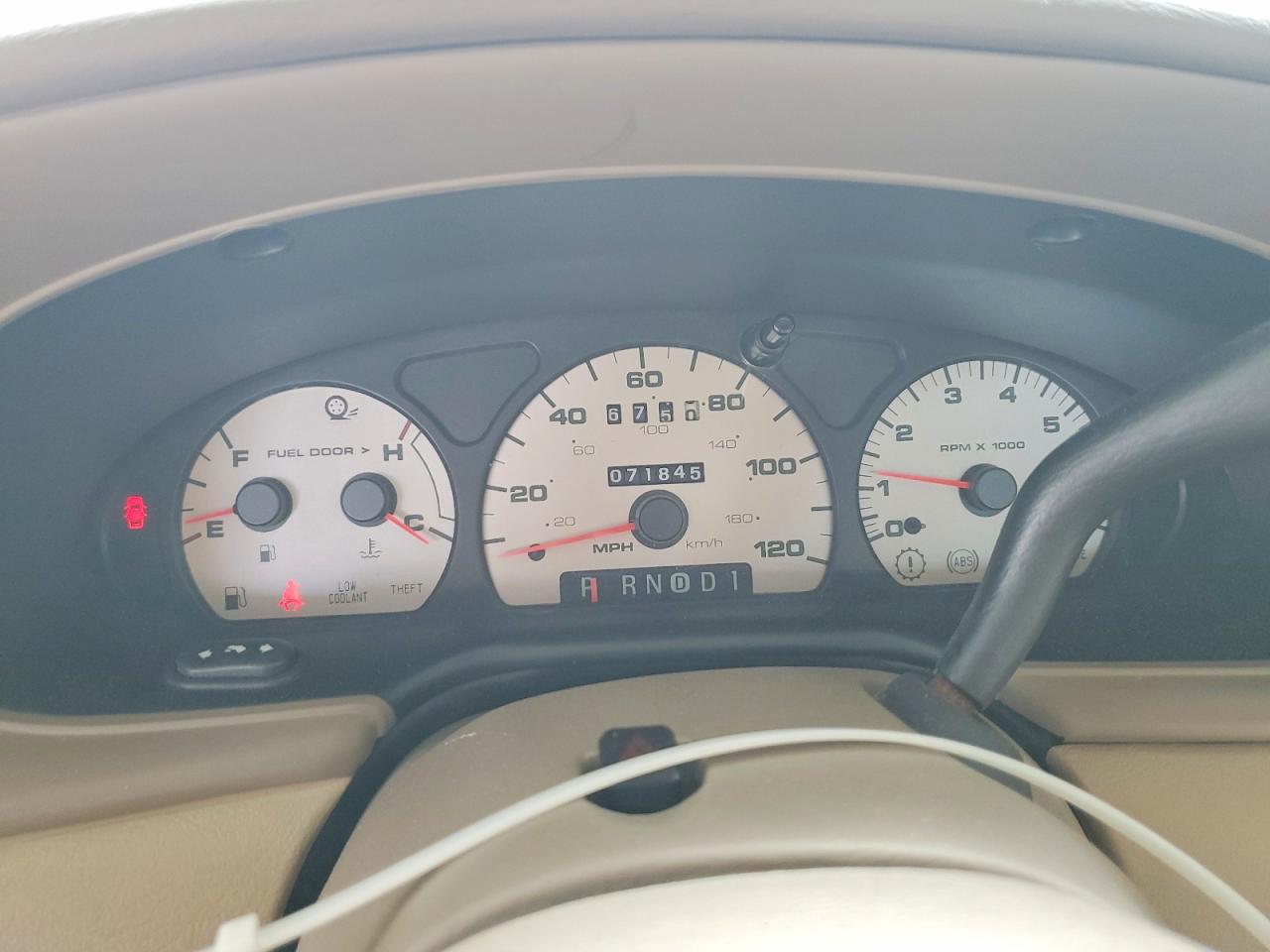2003 Mercury Sable Gs Tan vin: 1MEFM50U73A624129