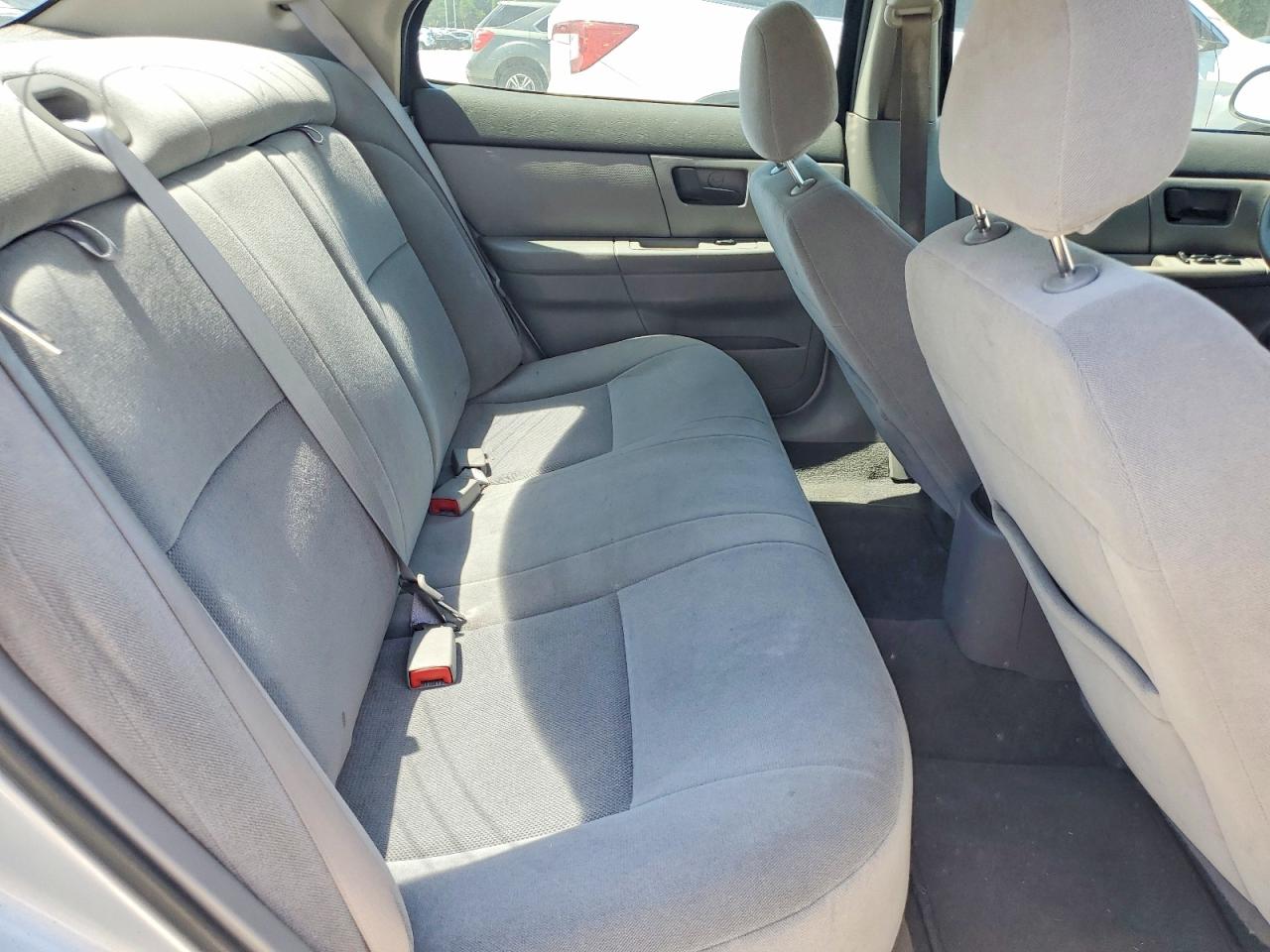 2005 Mercury Sable Gs Silver vin: 1MEFM50U75A616745