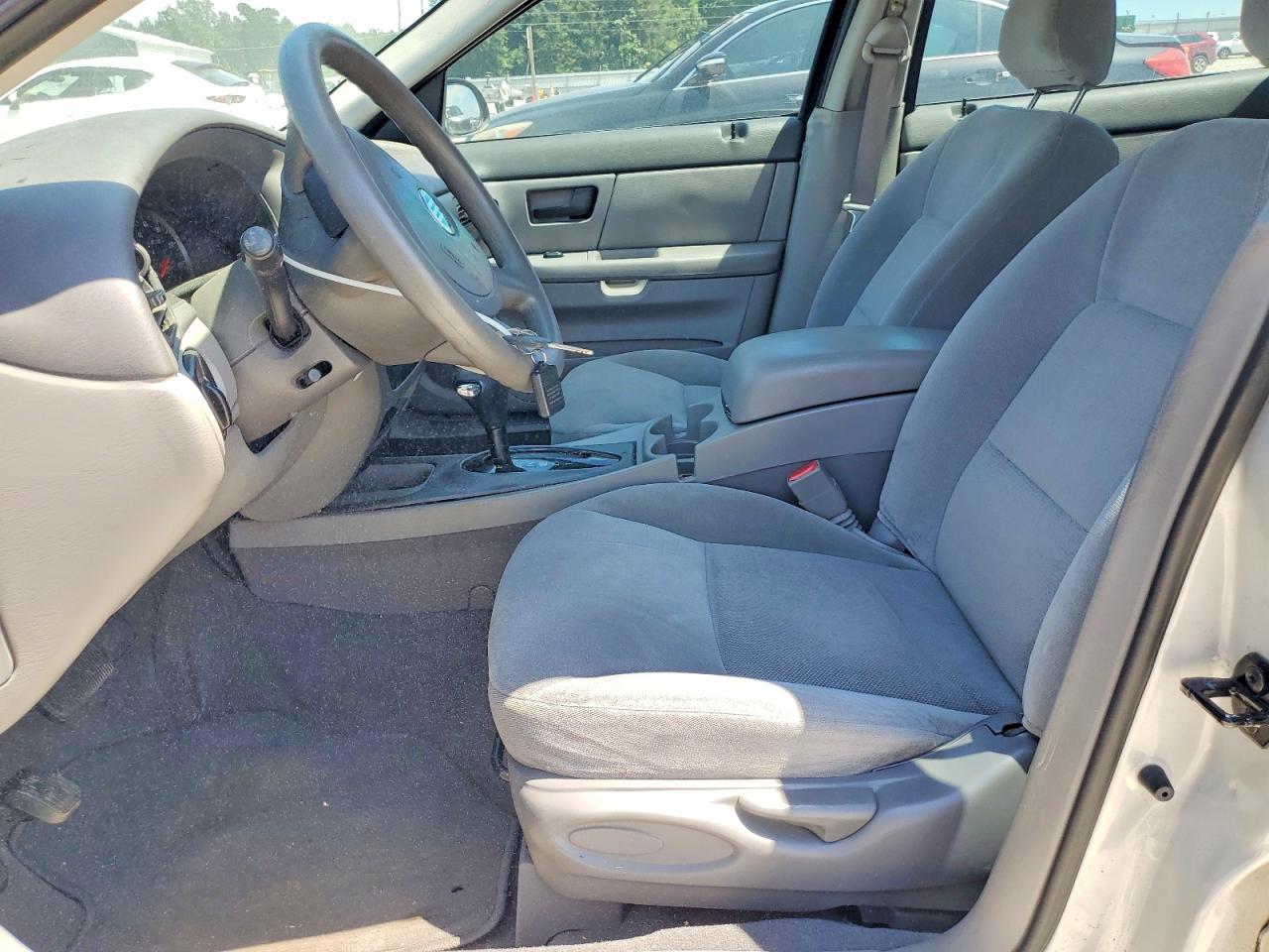 2005 Mercury Sable Gs Silver vin: 1MEFM50U75A616745