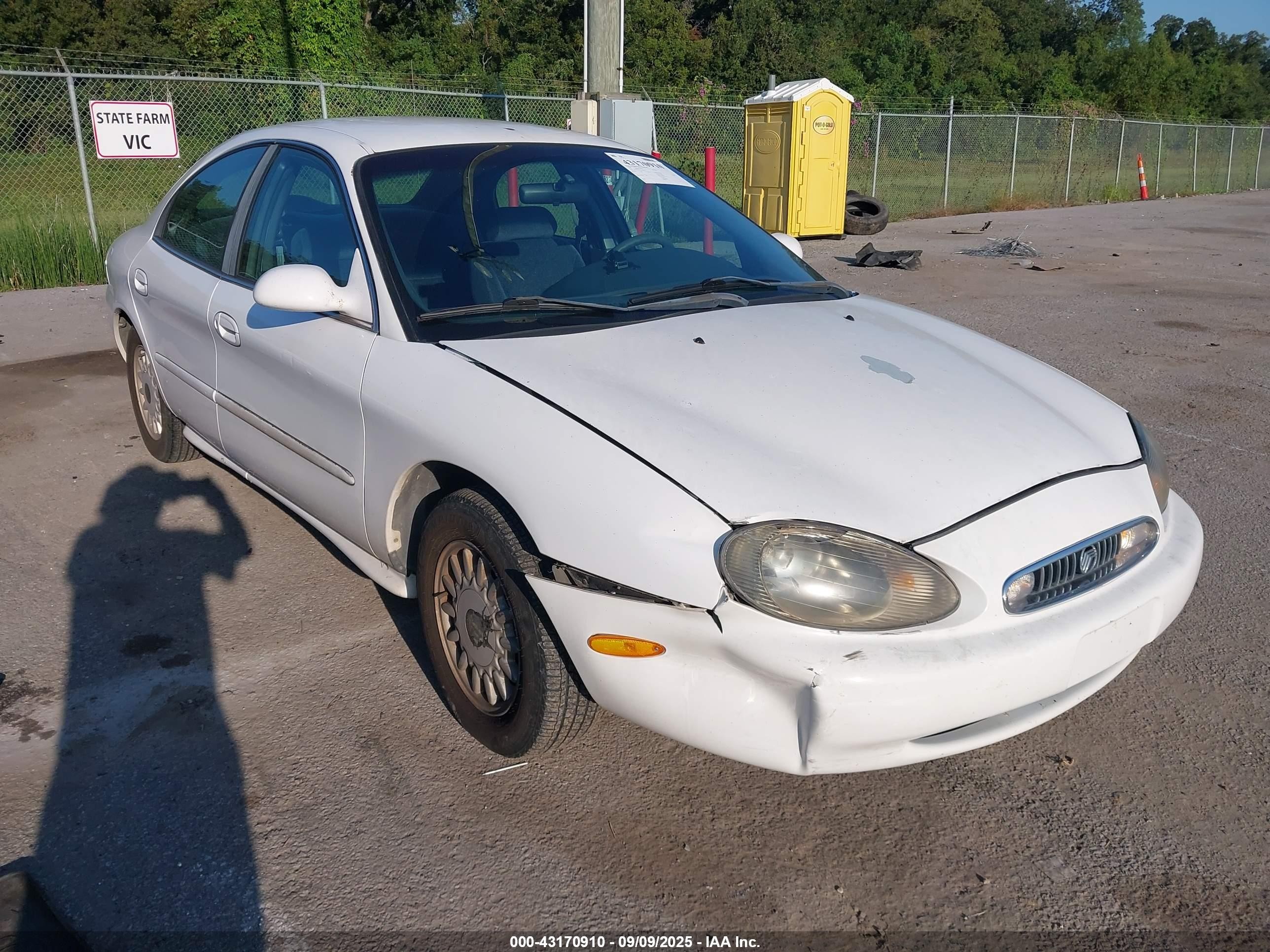 1998 Mercury Sable Gs/ls White vin: 1MEFM50U7WA604631