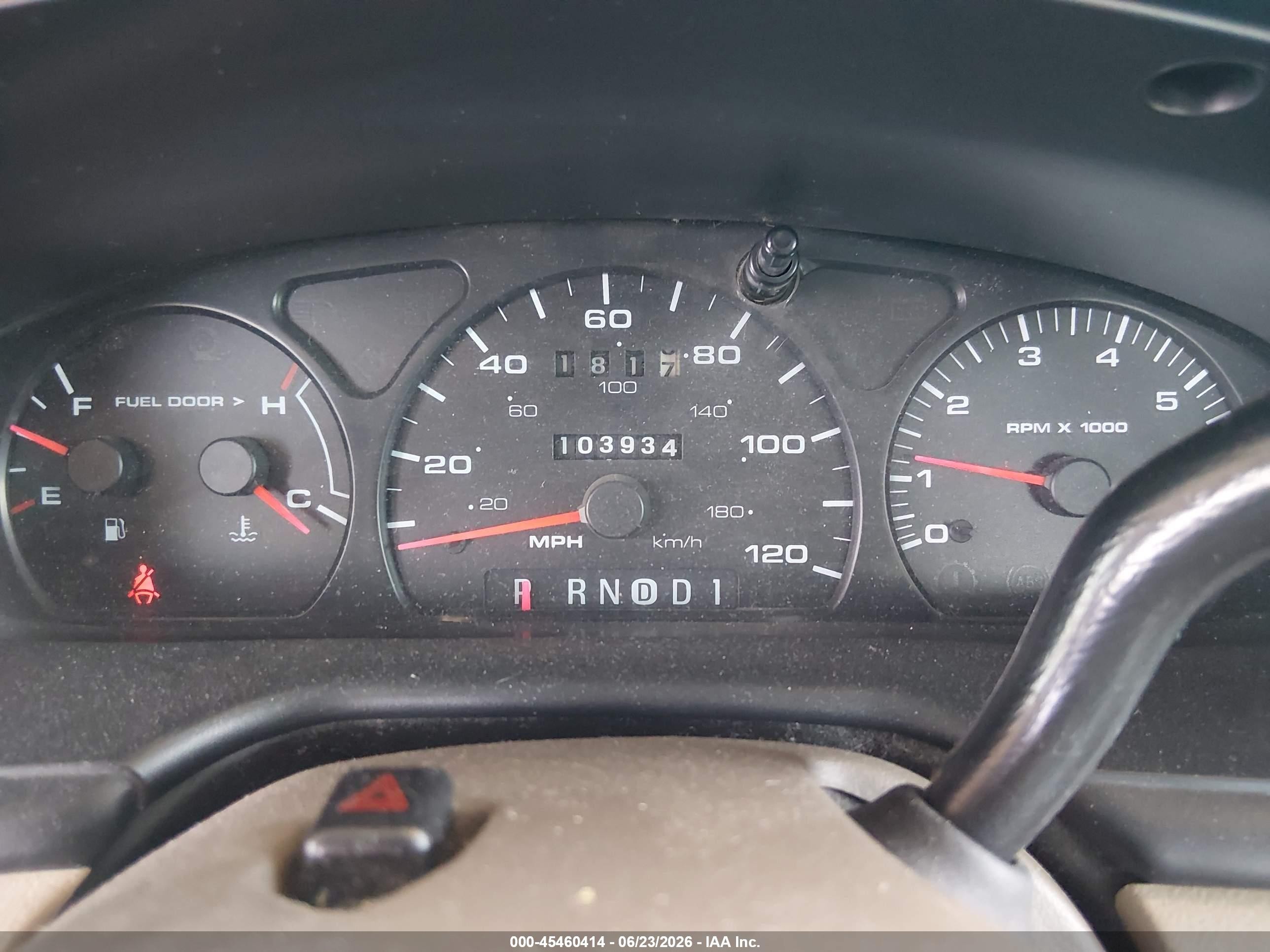 2002 Mercury Sable Gs Gold vin: 1MEFM50U92G602368