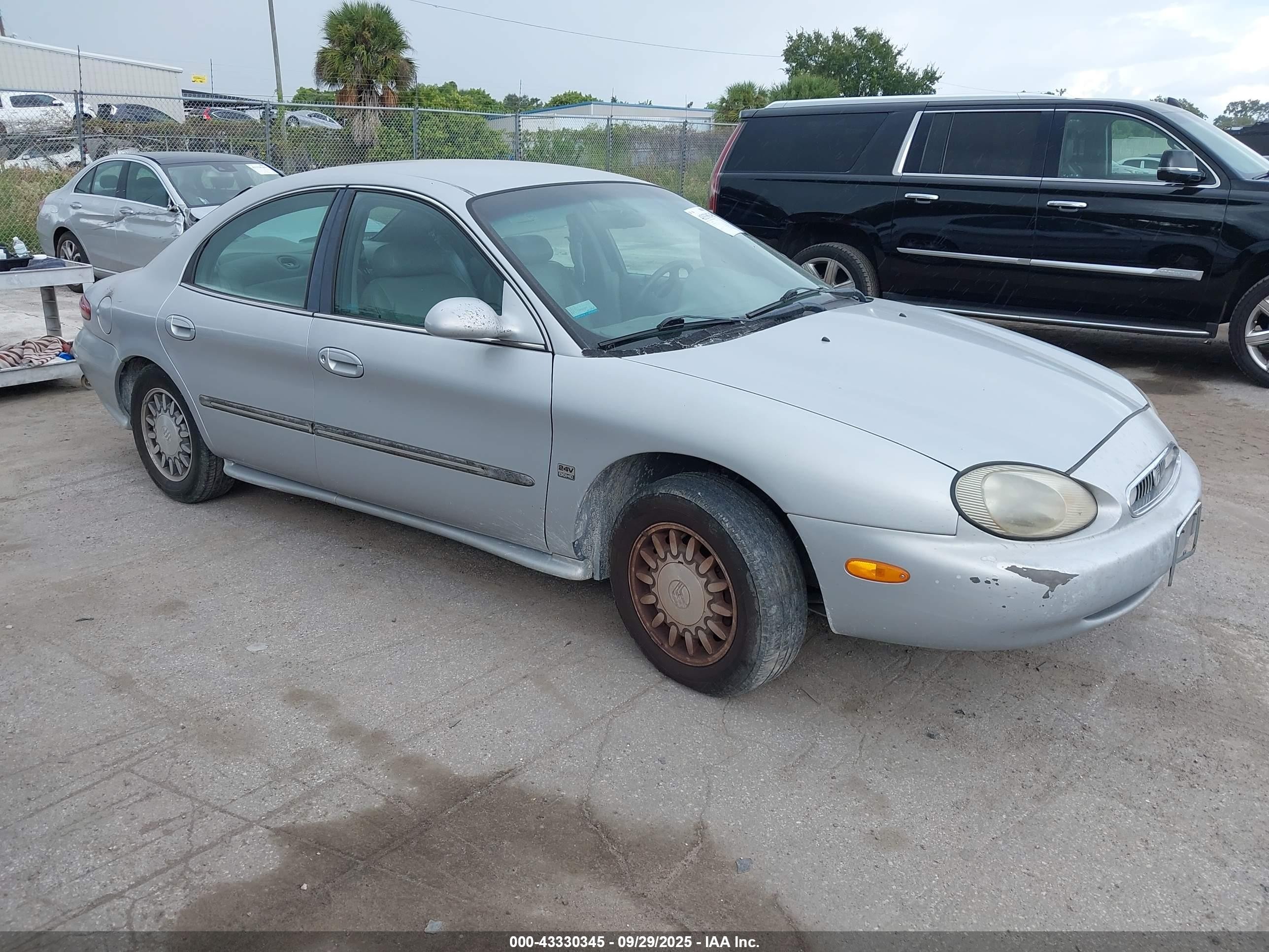 1998 Mercury Sable Ls Silver vin: 1MEFM53S2WA651267