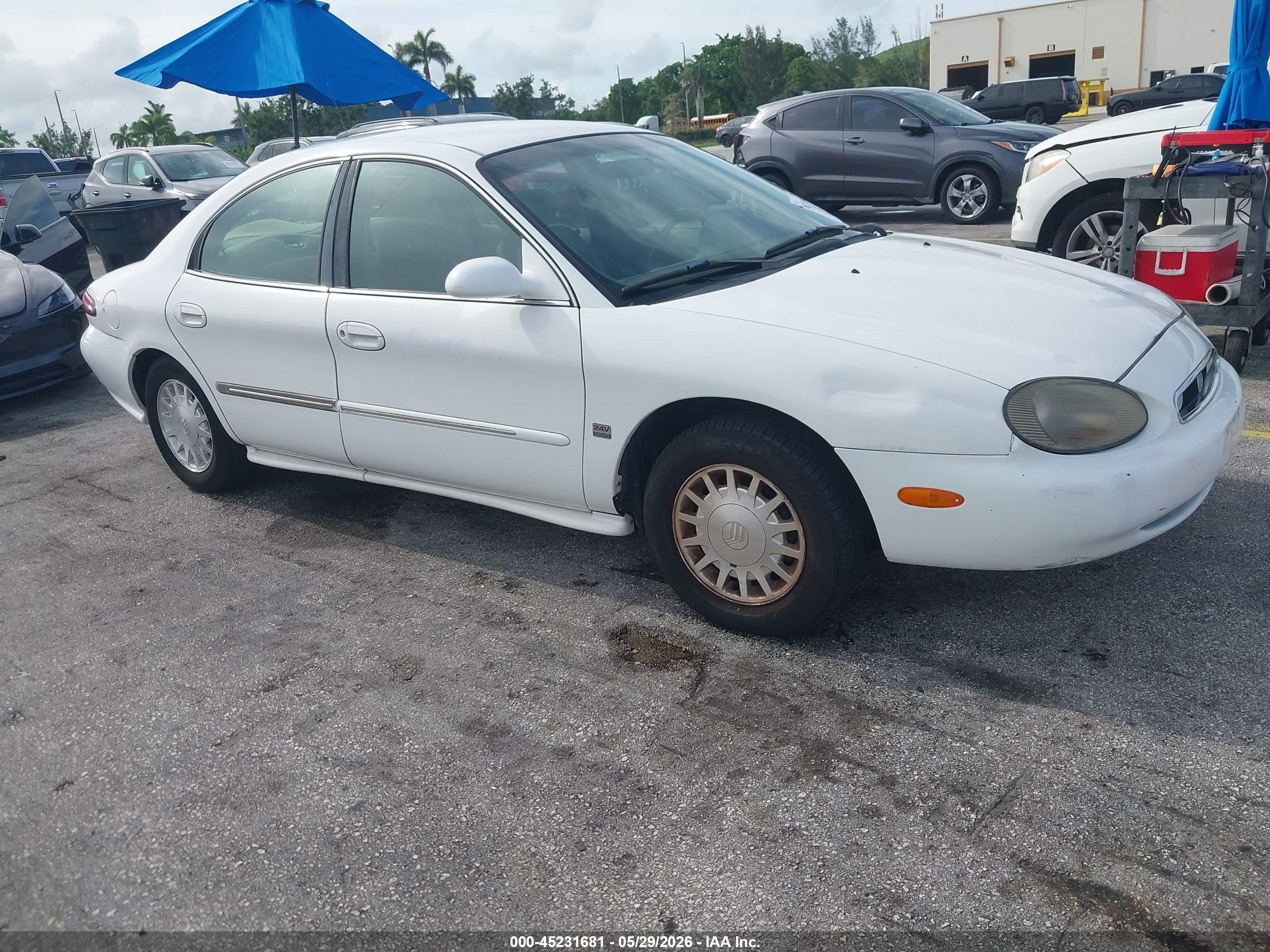 1999 Mercury Sable Ls White vin: 1MEFM53S3XG662910