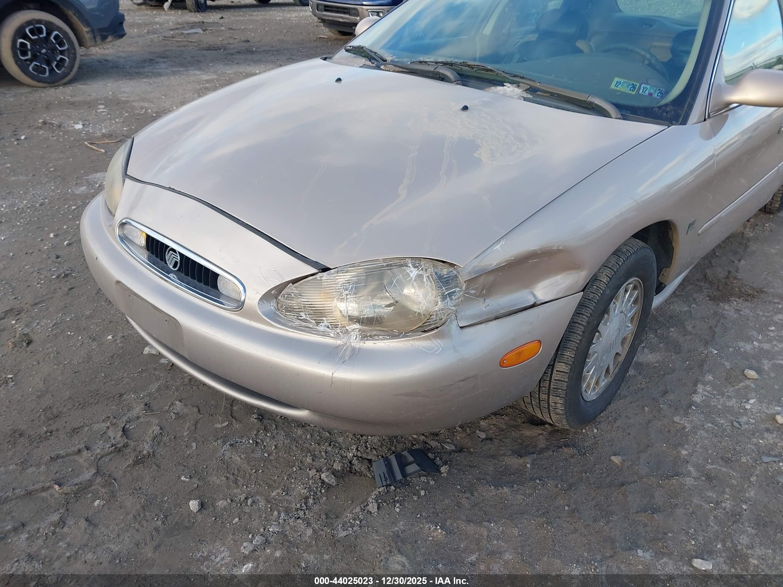 1999 Mercury Sable Ls Желто-коричневый vin: 1MEFM53S5XA641219