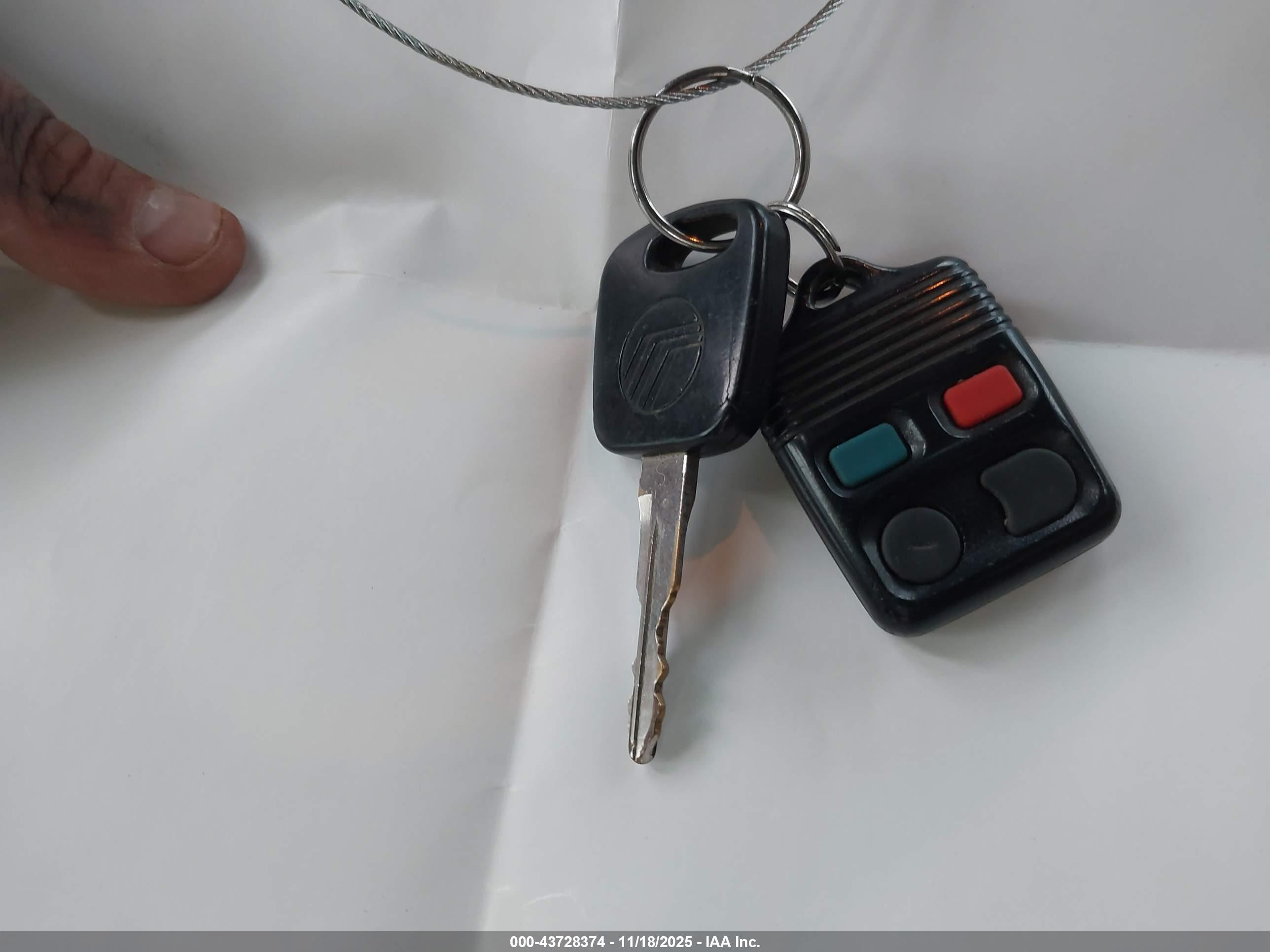 1999 Mercury Sable Ls Белый vin: 1MEFM53S8XA603256