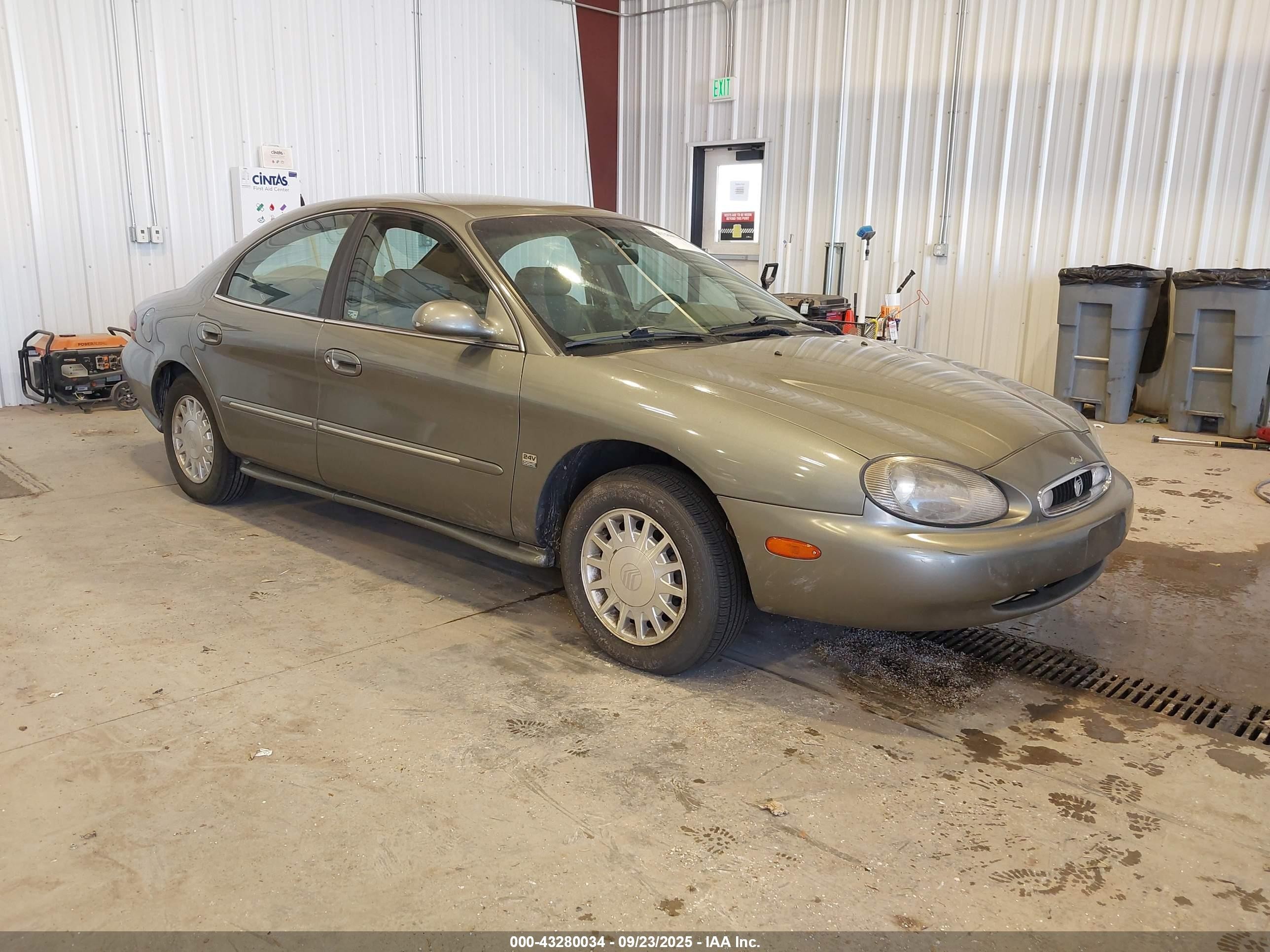 1999 Mercury Sable Ls Золотой vin: 1MEFM53S8XA661254
