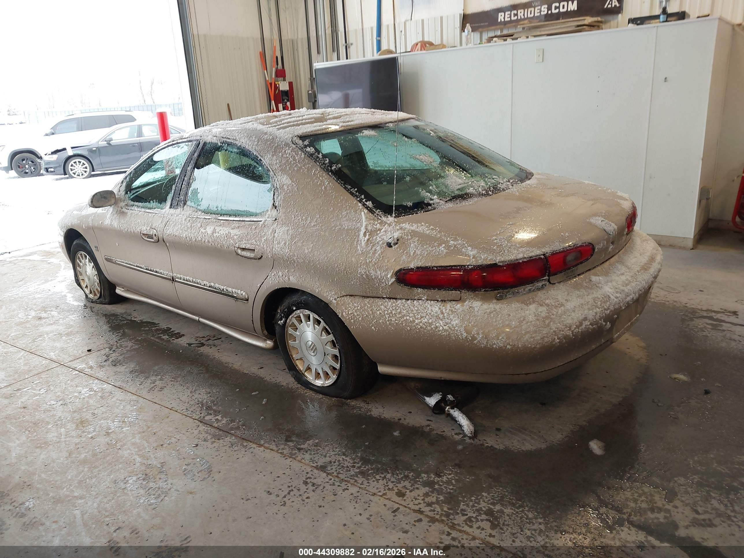1999 Mercury Sable Ls Желто-коричневый vin: 1MEFM53S9XA619269