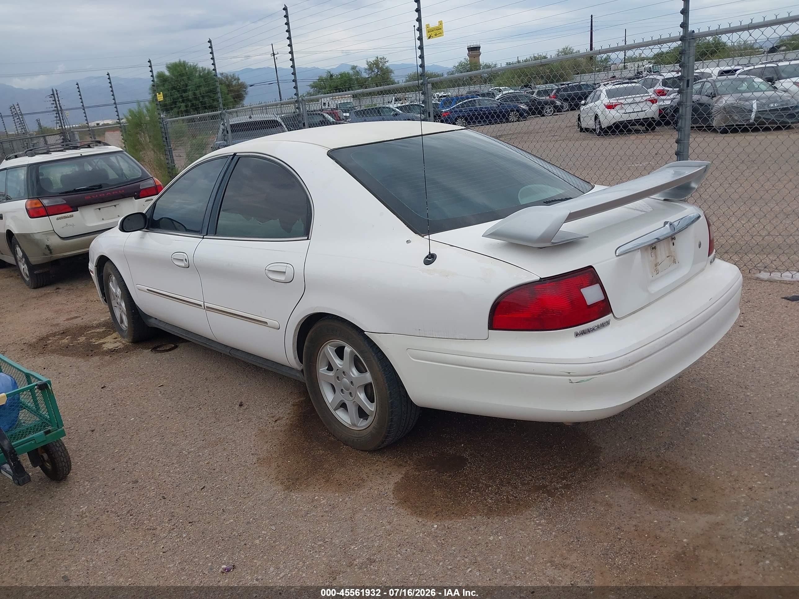 2001 Mercury Sable Ls White vin: 1MEFM53U61A625233