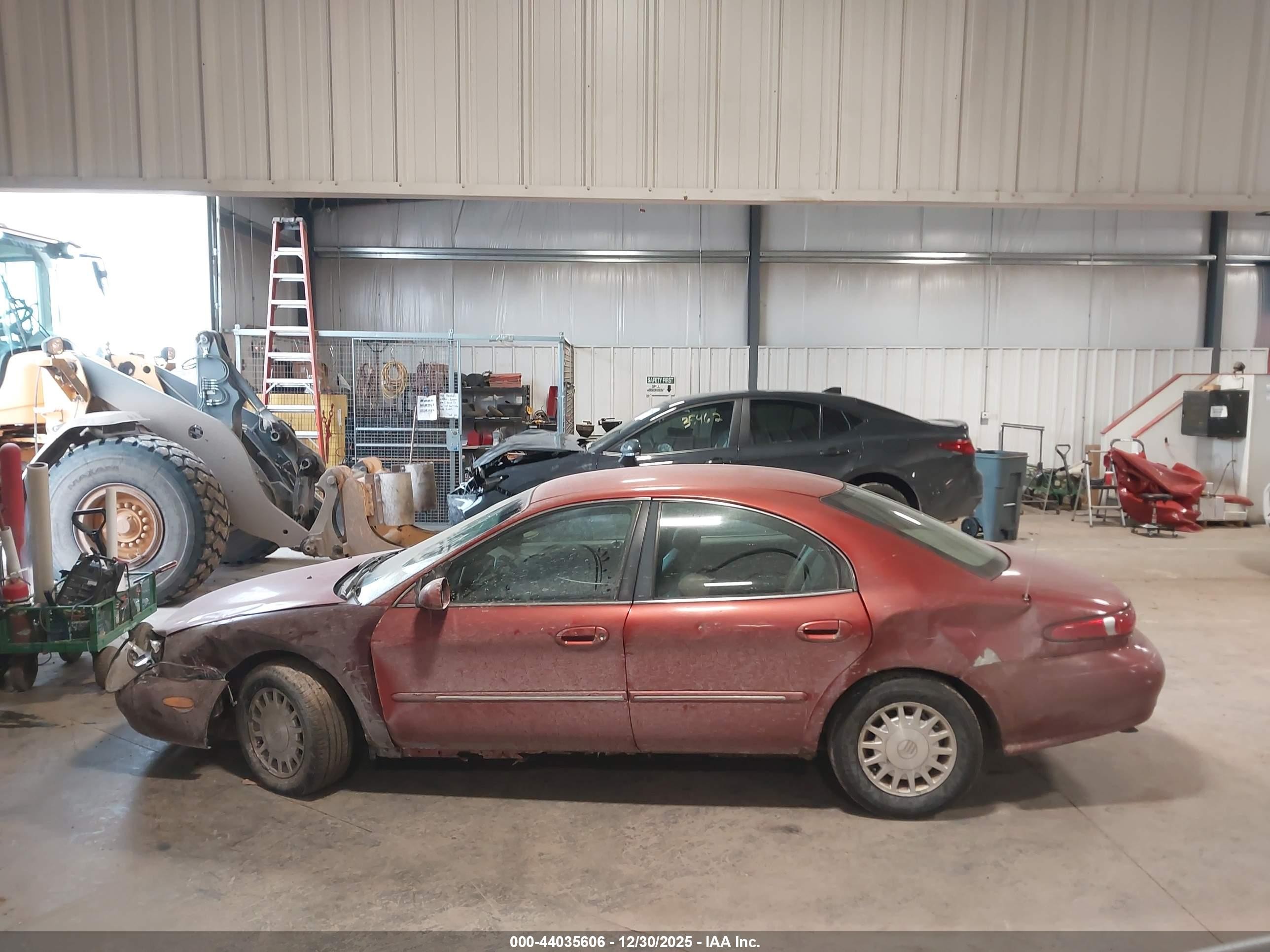 1999 Mercury Sable Ls Red vin: 1MEFM53U8XA616574