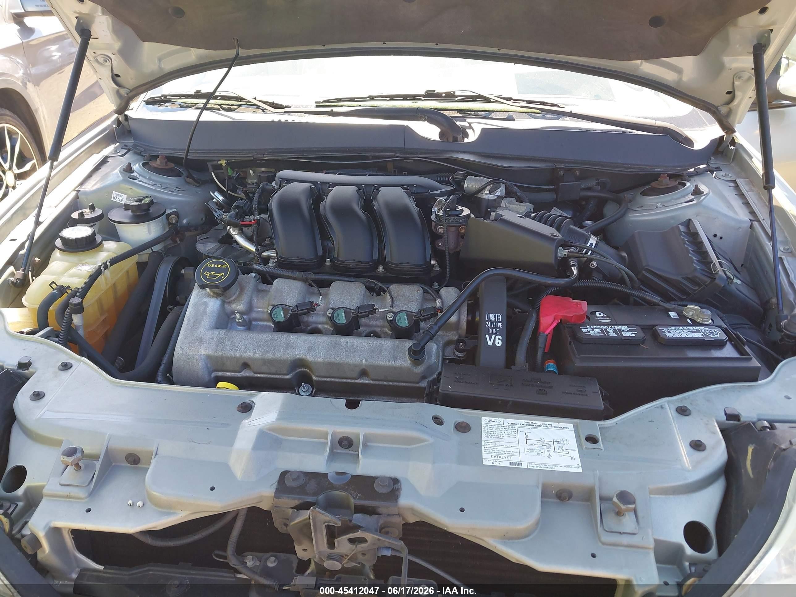2005 Mercury Sable Ls Silver vin: 1MEFM55S65A602438