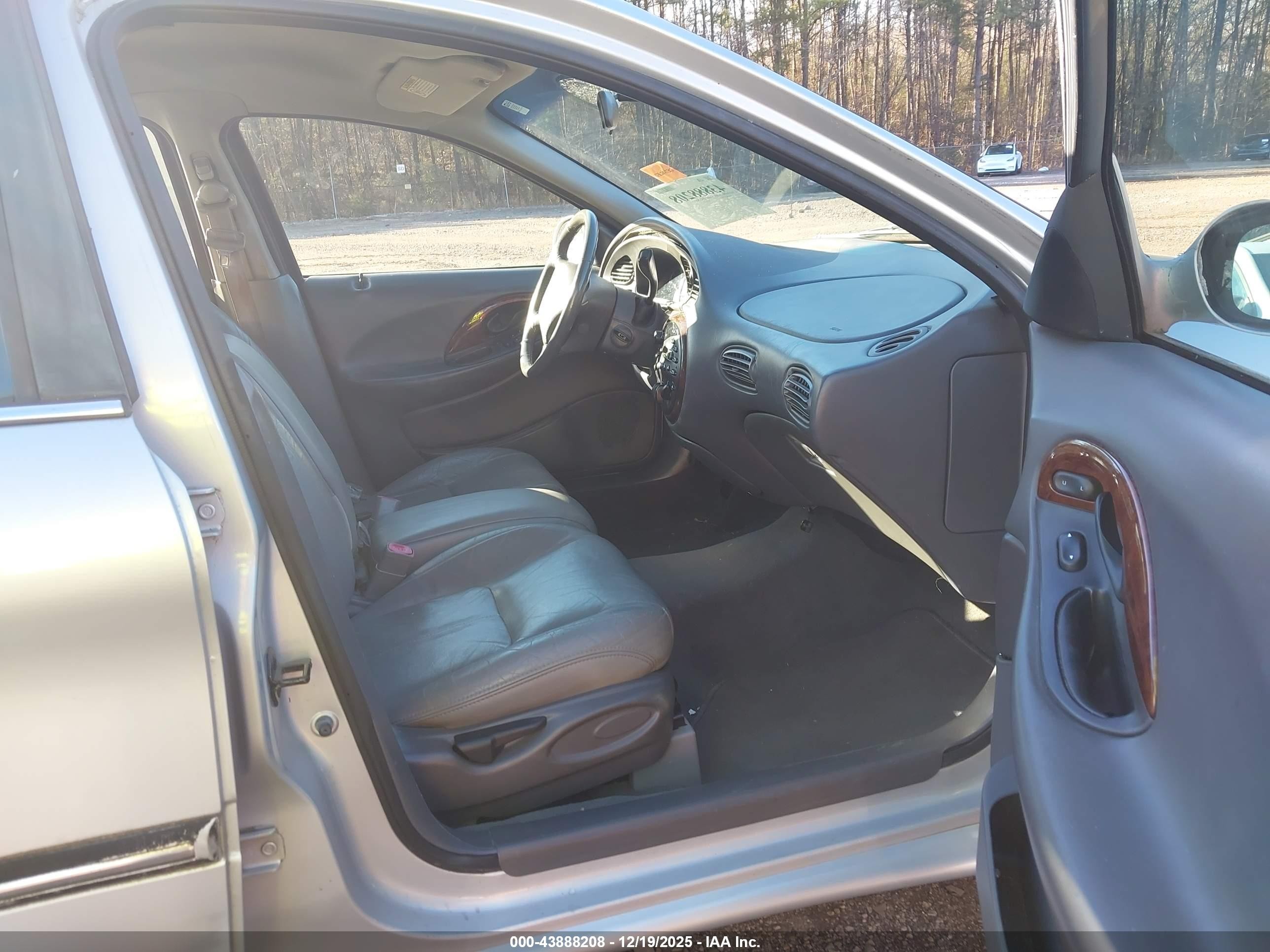 1999 Mercury Sable Ls Серебряный vin: 1MEFM58S4XA600010