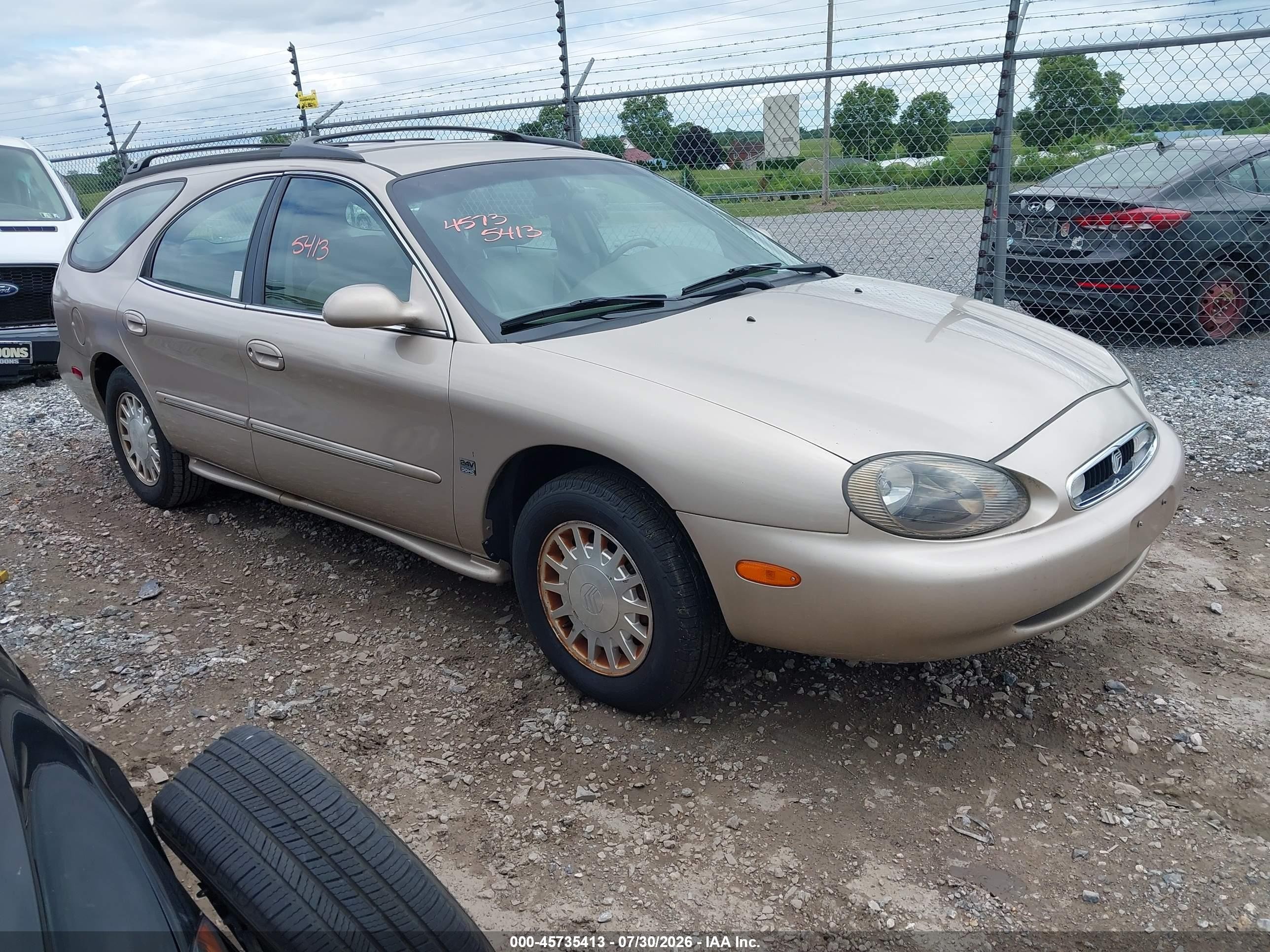 1MEFM58S7XA663120