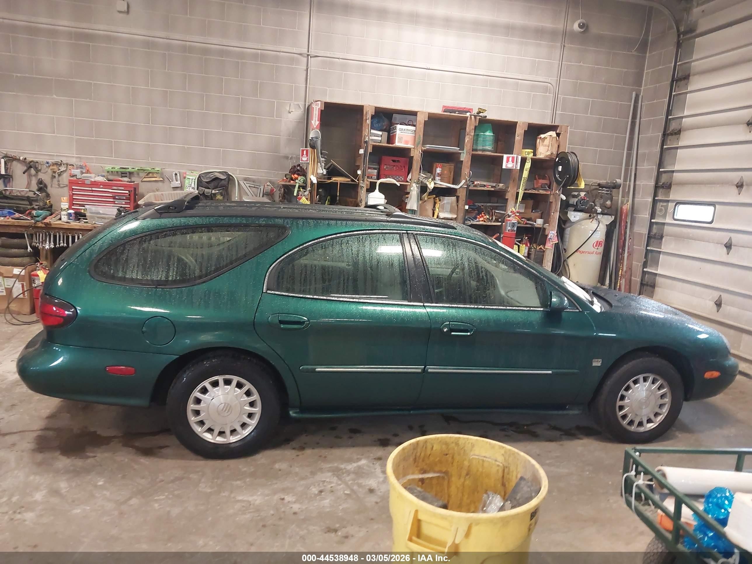 1999 Mercury Sable Ls Зеленый vin: 1MEFM58S8XG604302