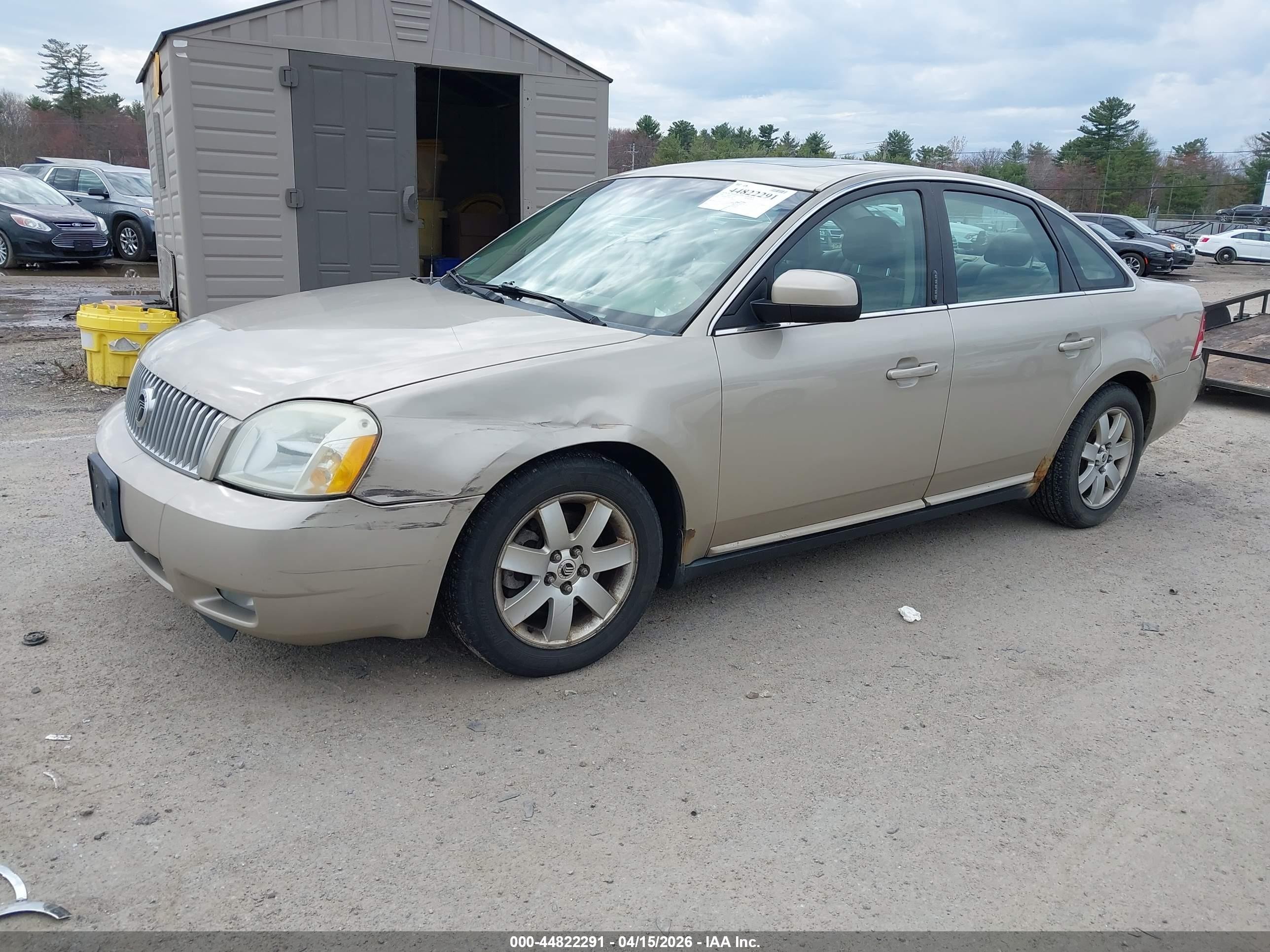 2006 Mercury Montego Luxury Золотой vin: 1MEHM40126G613081