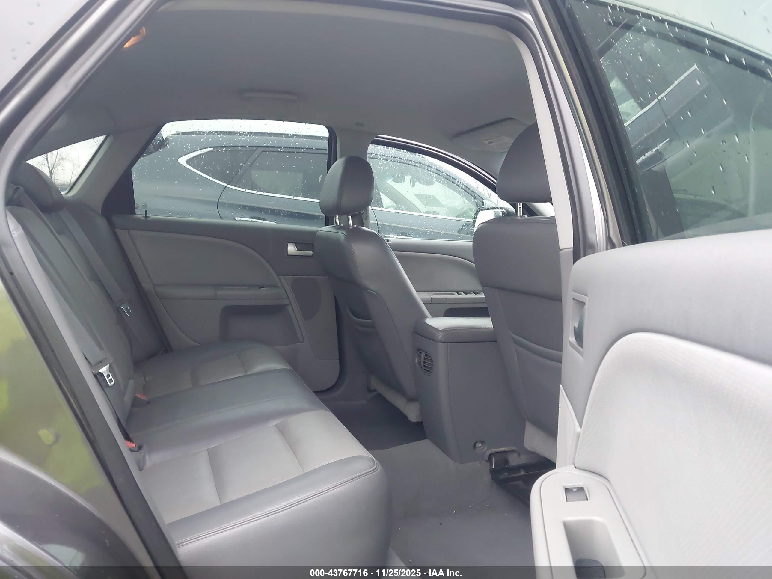 2006 Mercury Montego Luxury Gray vin: 1MEHM40126G614960