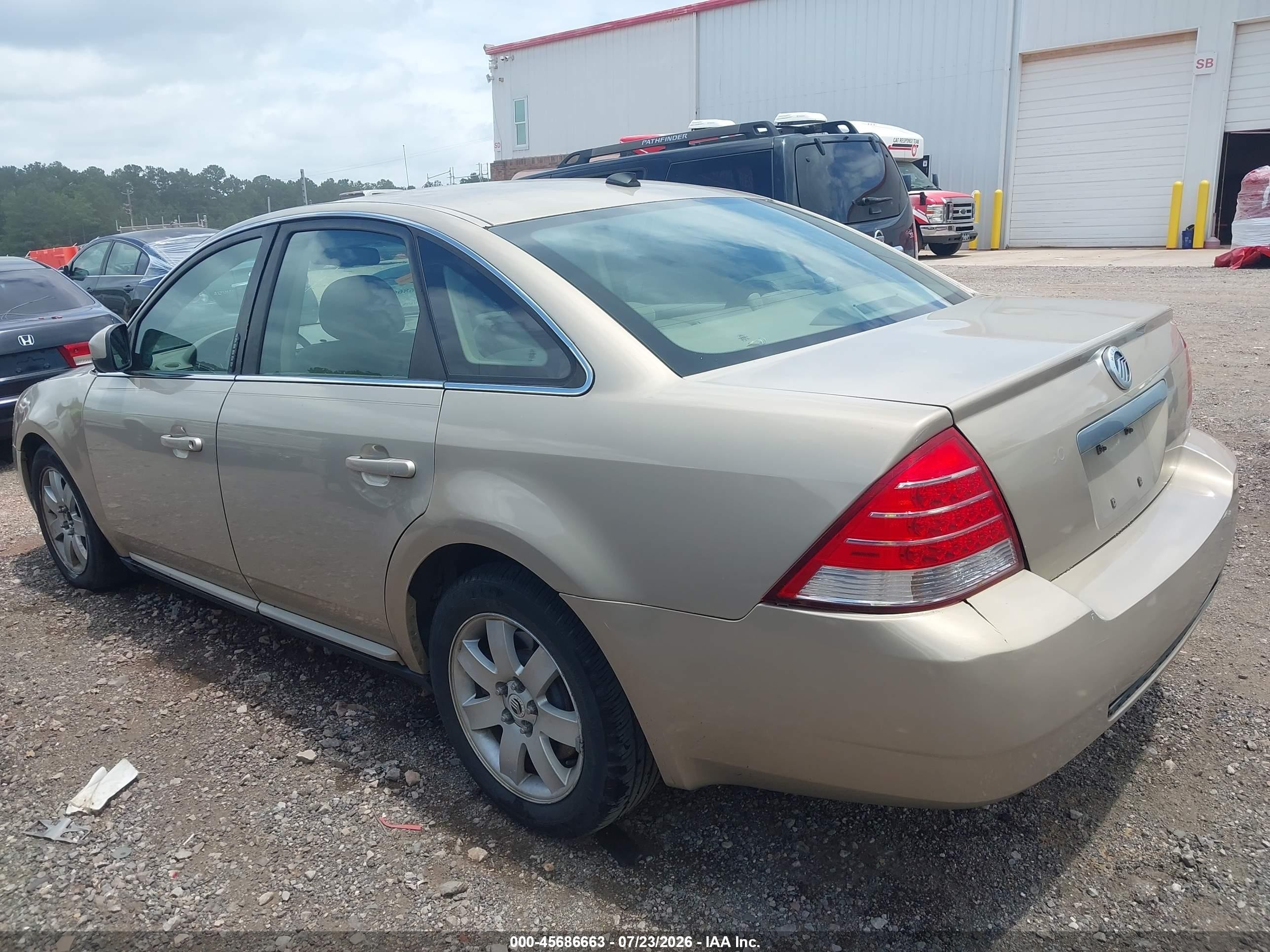 2007 Mercury Montego   Gold vin: 1MEHM40147G606179