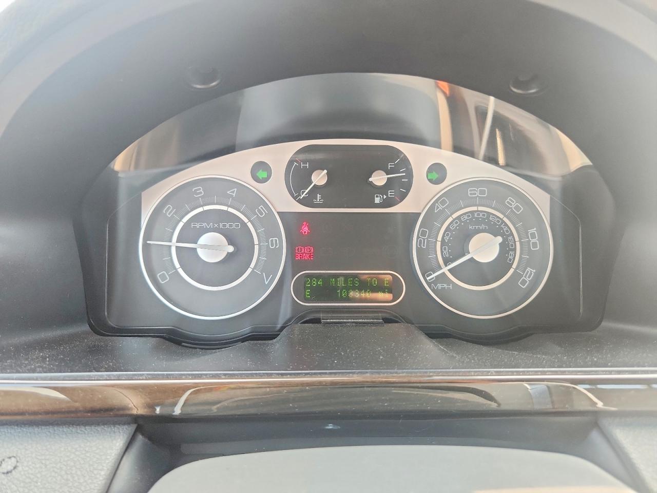 2008 Mercury Sable Luxury Silver vin: 1MEHM40W18G625365