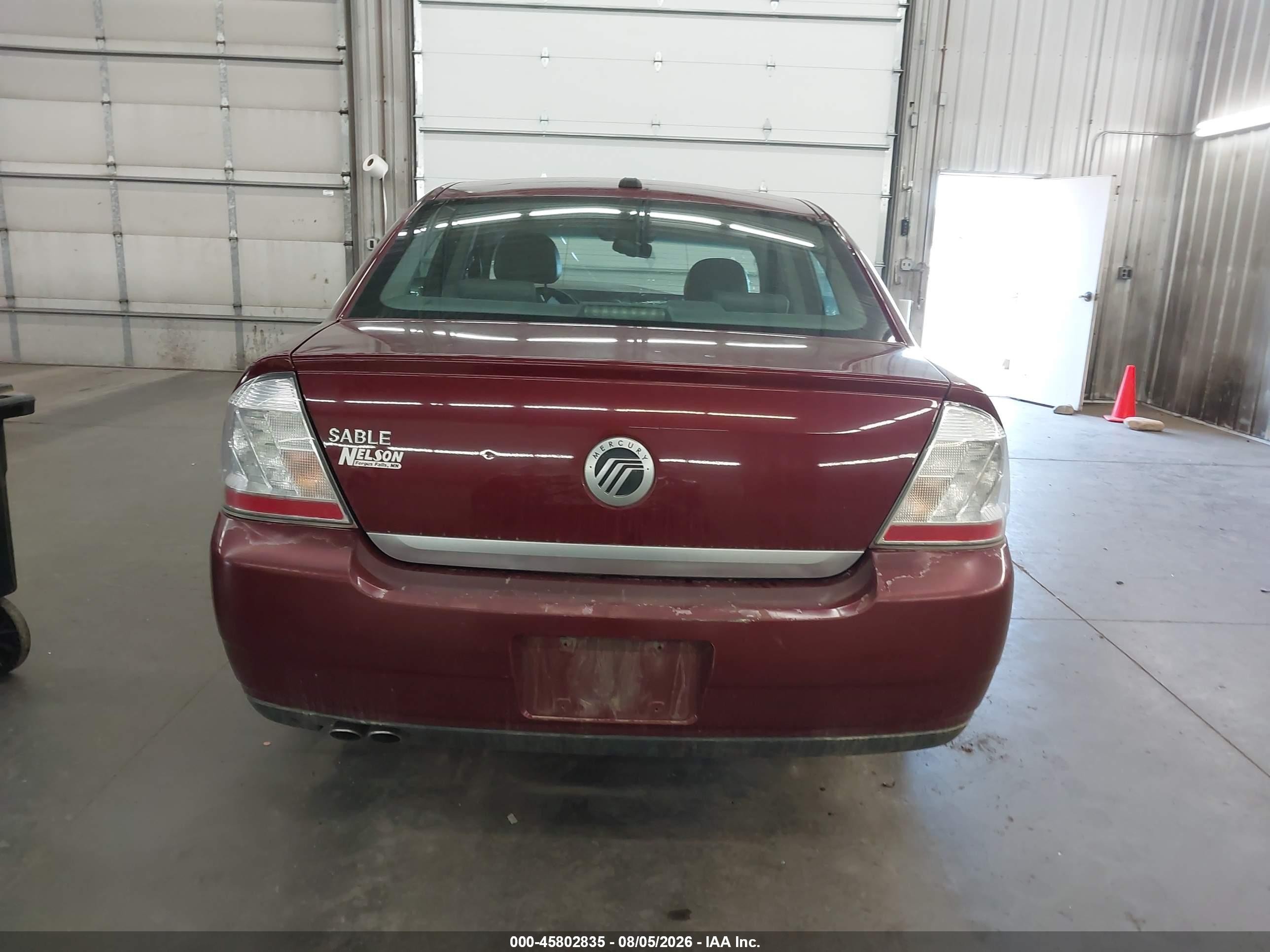 2008 Mercury Sable   Красный vin: 1MEHM40W28G622605