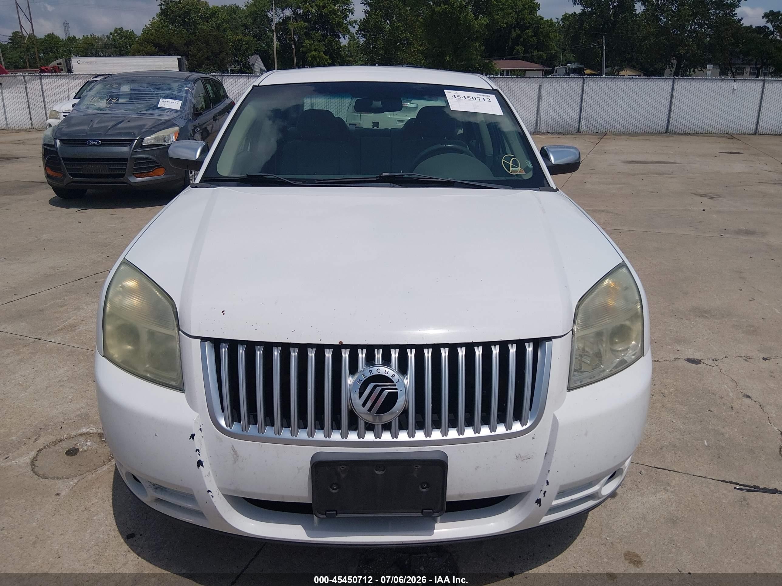 2008 Mercury Sable   Белый vin: 1MEHM40W28G624564