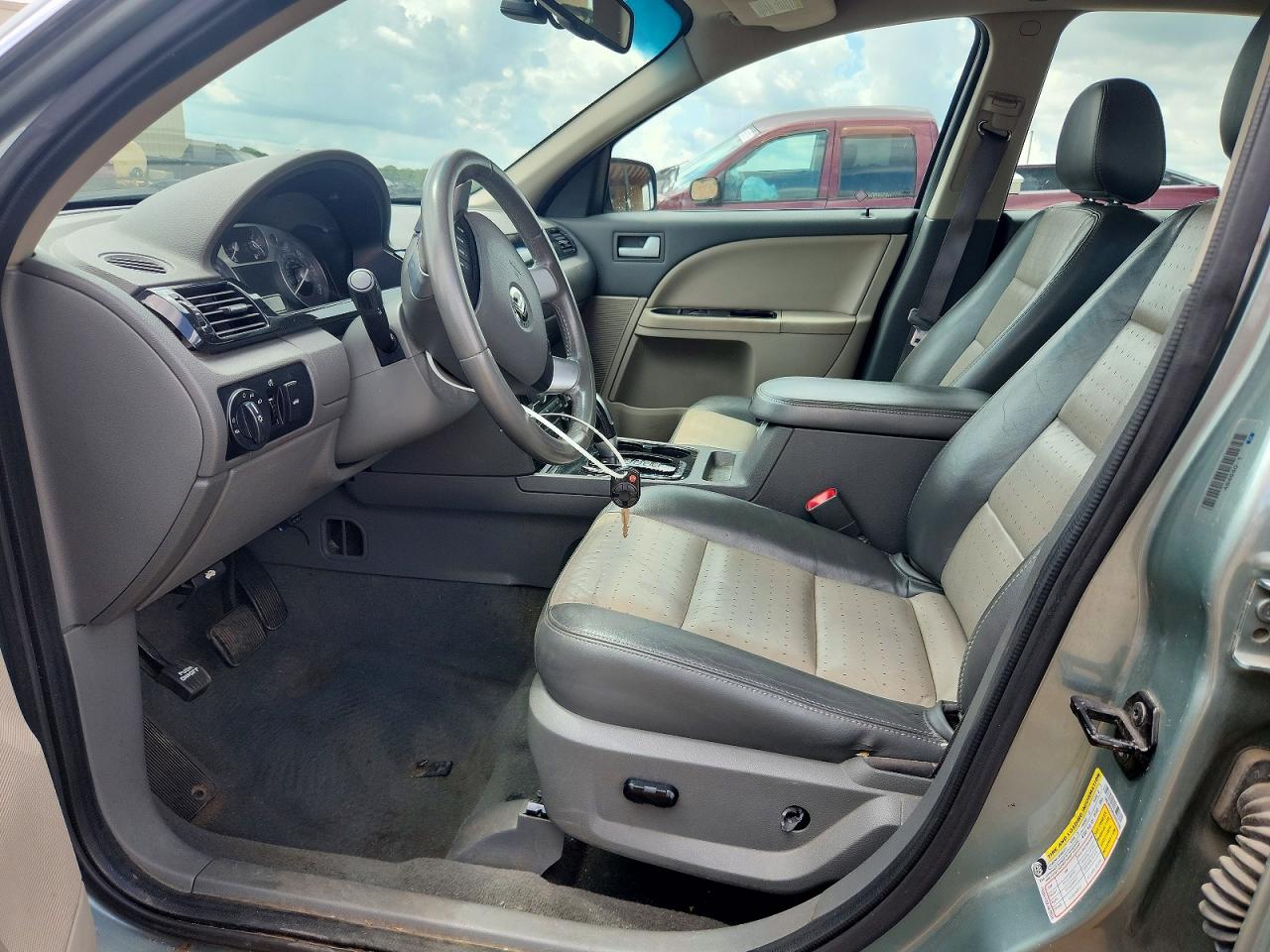 2008 Mercury Sable Luxury Turquoise vin: 1MEHM40W68G601806
