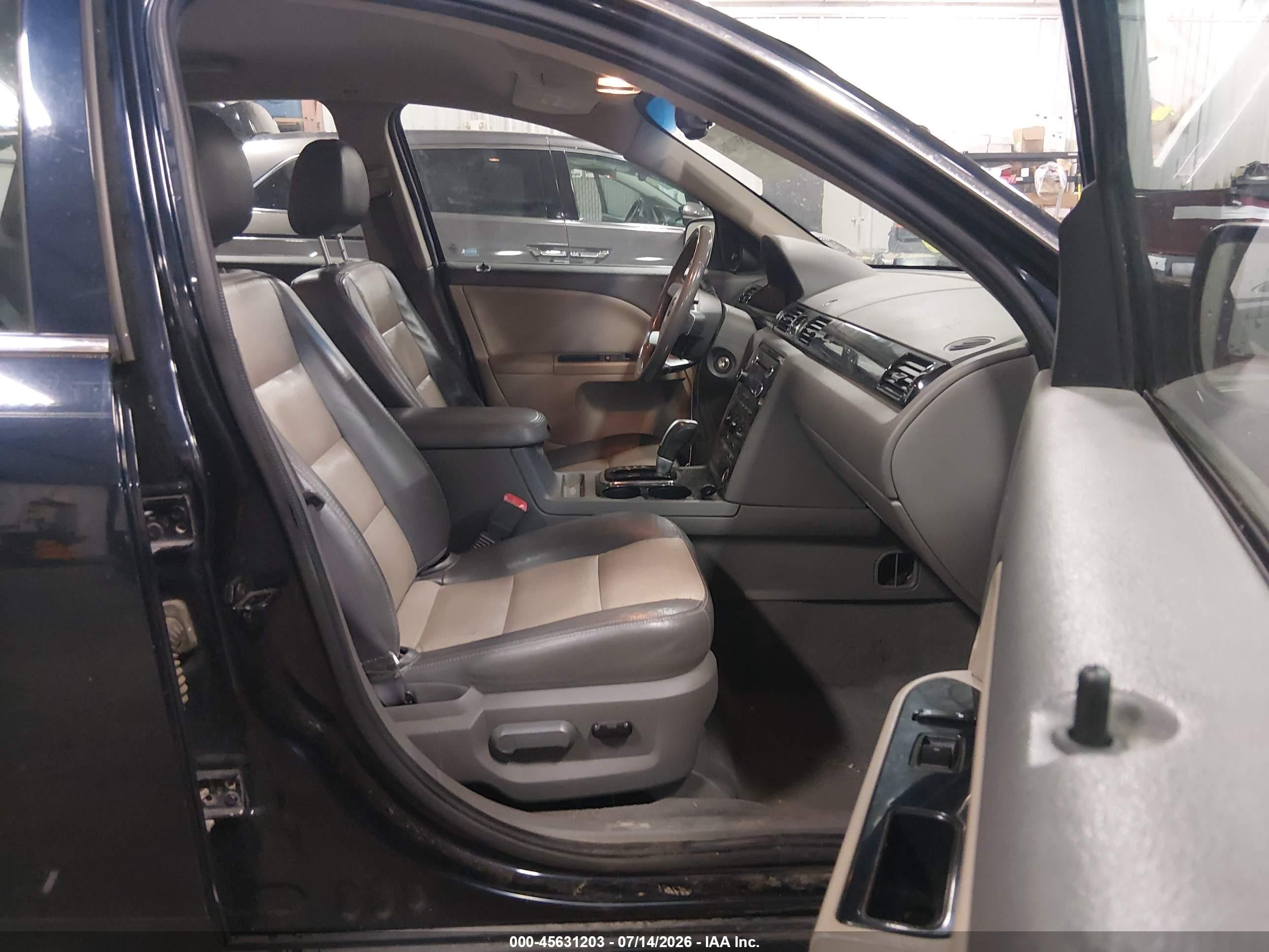 2008 Mercury Sable   Blue vin: 1MEHM40W68G610957