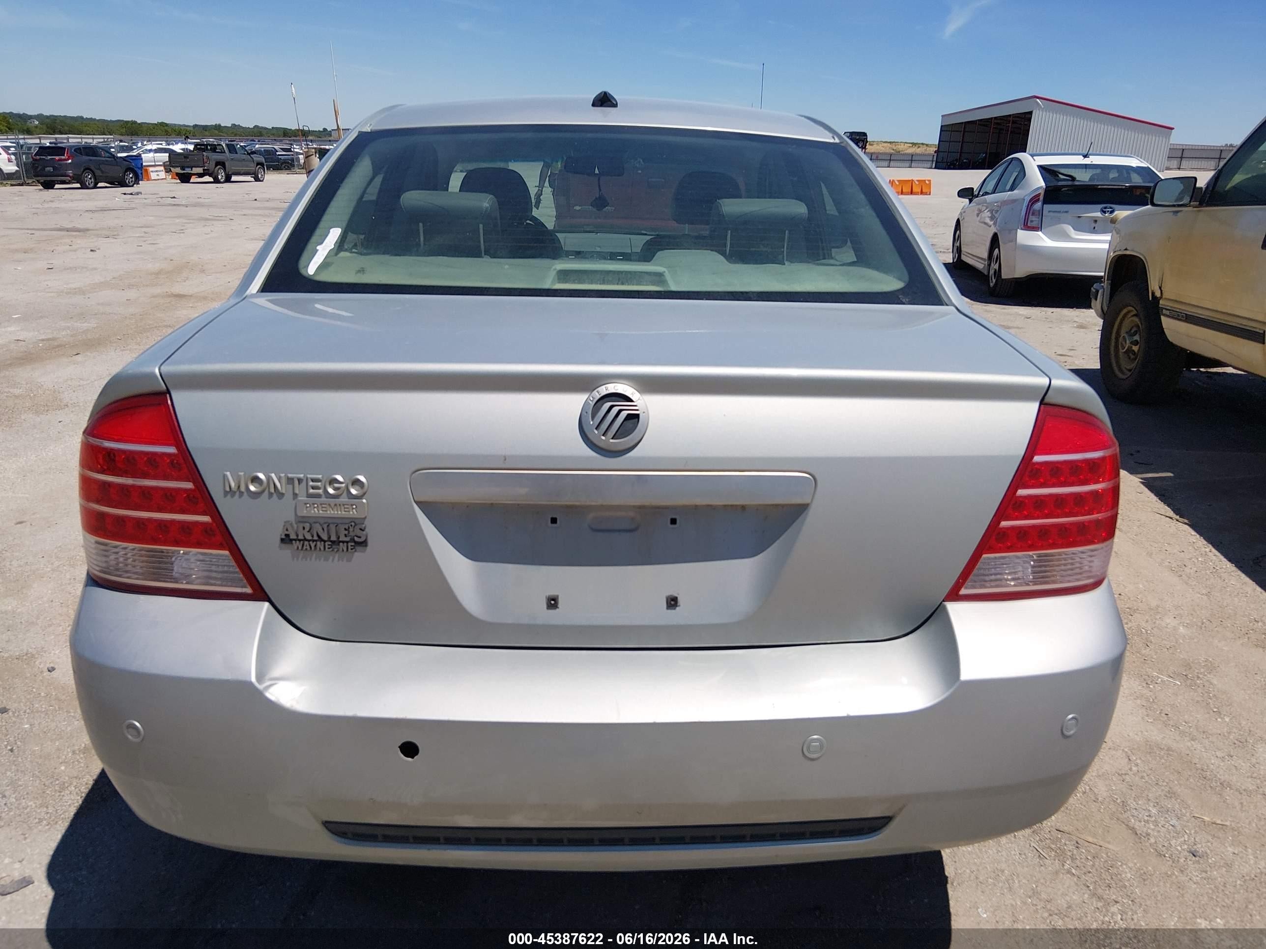 2007 Mercury Montego Premier Gray vin: 1MEHM42117G605018