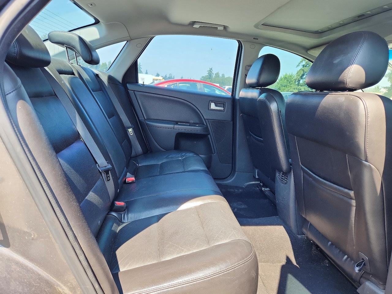 2005 Mercury Montego Premier Gray vin: 1MEHM42125G607891