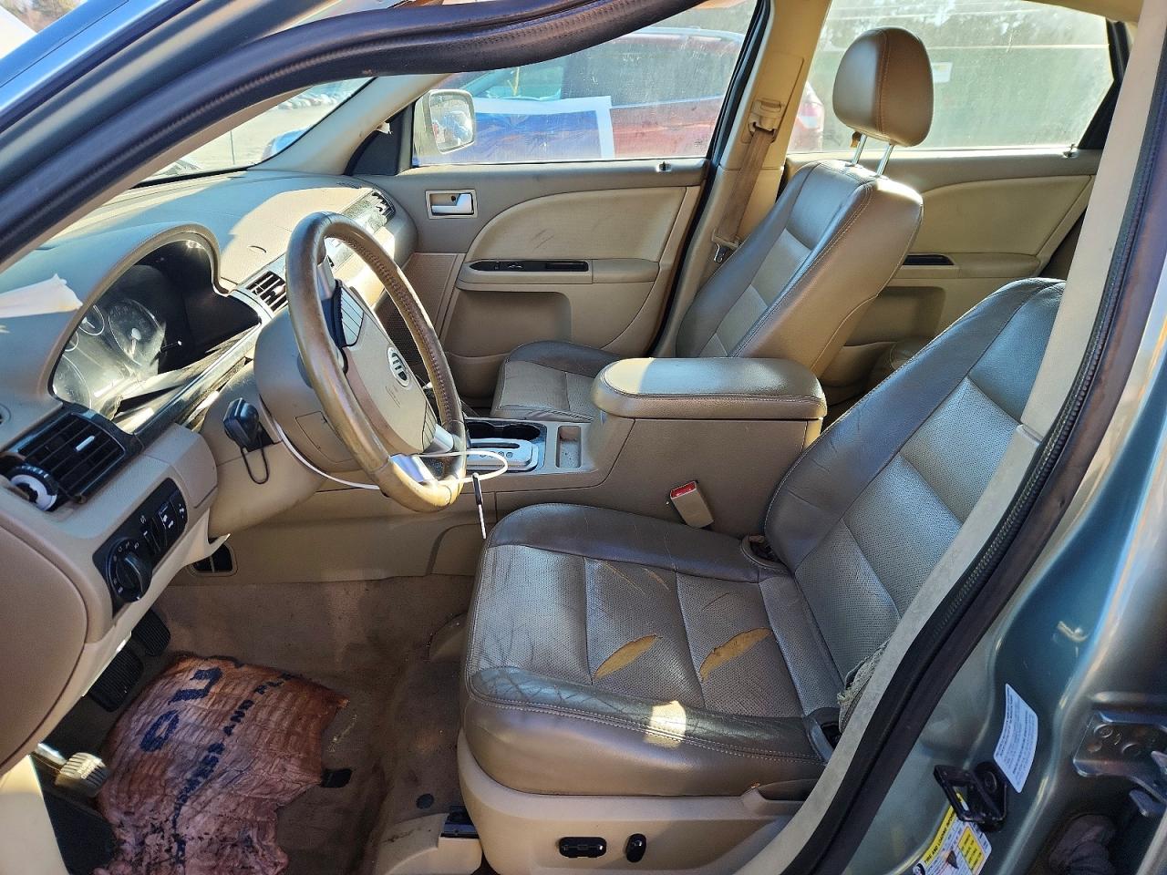2006 Mercury Montego Premier Silver vin: 1MEHM42176G616474