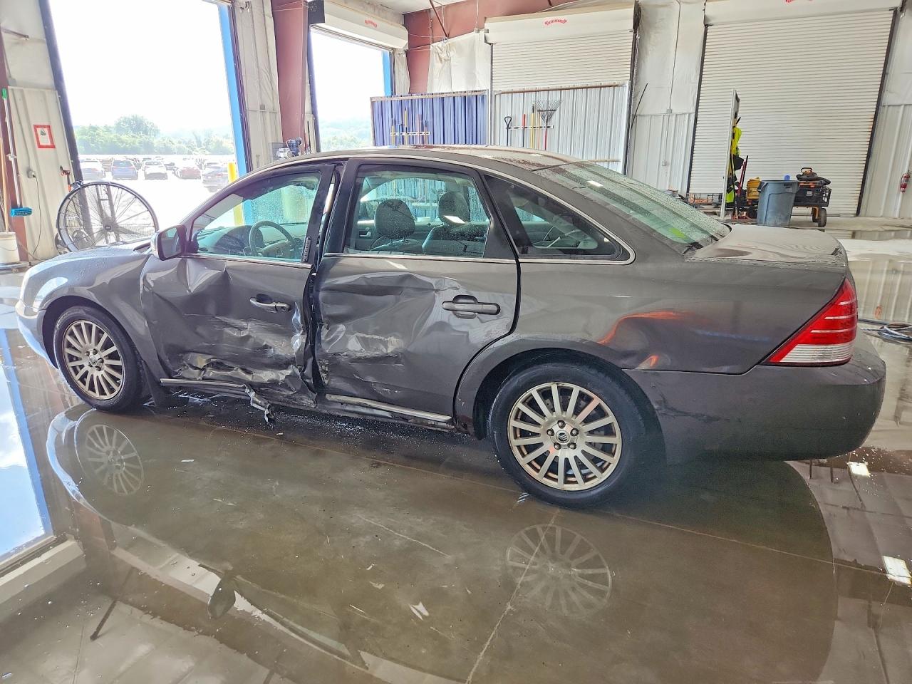 2006 Mercury Montego Premier Gray vin: 1MEHM42176G616619