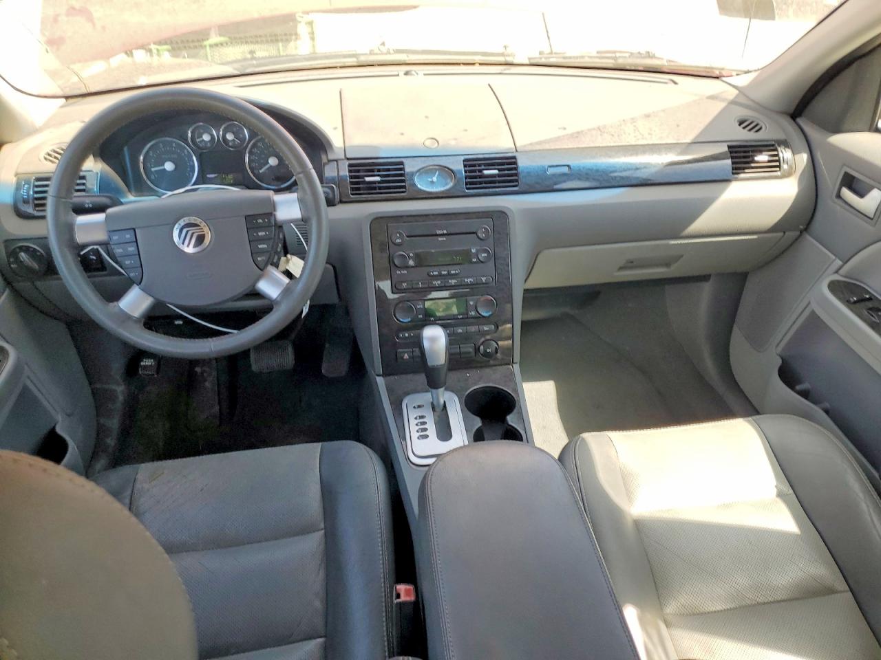 2006 Mercury Montego Premier Red vin: 1MEHM42196G610045
