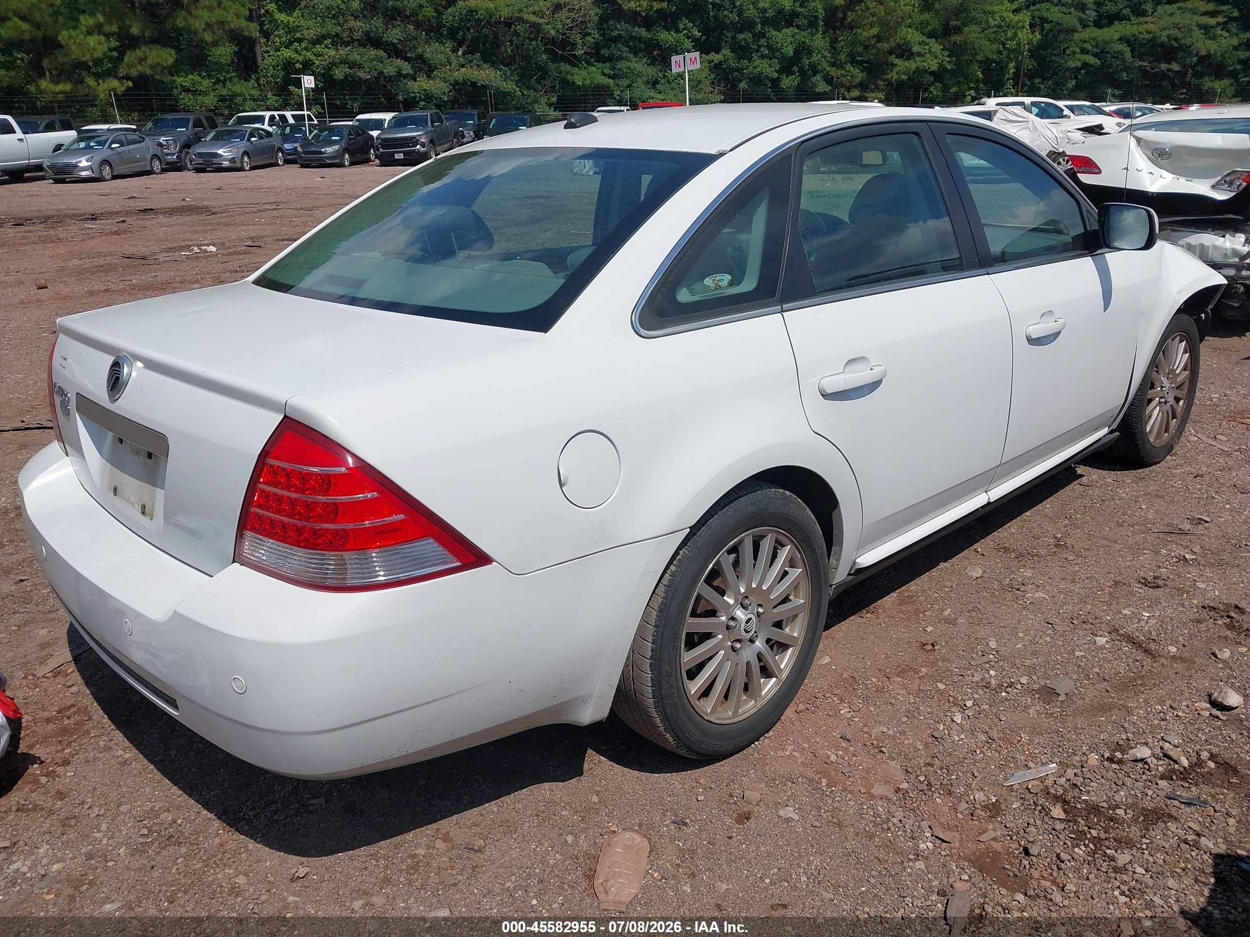 2007 Mercury Montego Premier White vin: 1MEHM421X7G601954