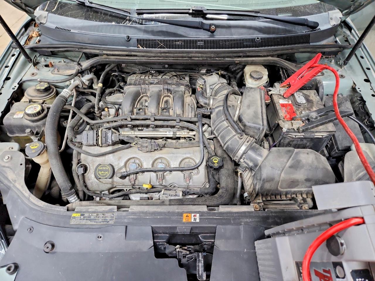 2008 Mercury Sable Premier Green vin: 1MEHM42W08G602155